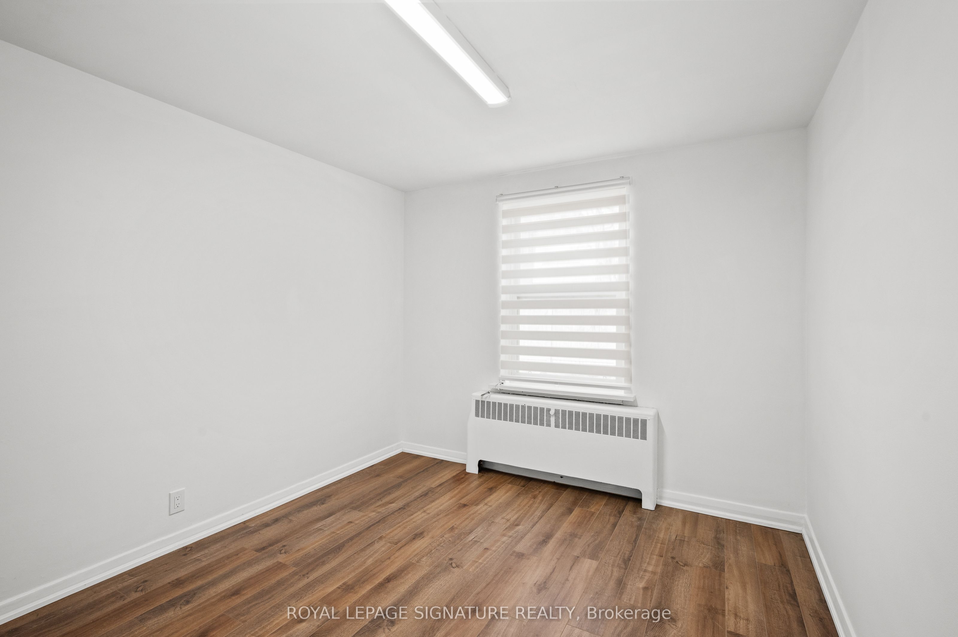 #2nd Floor - 1138 Eglinton Avenue Property Photo 19