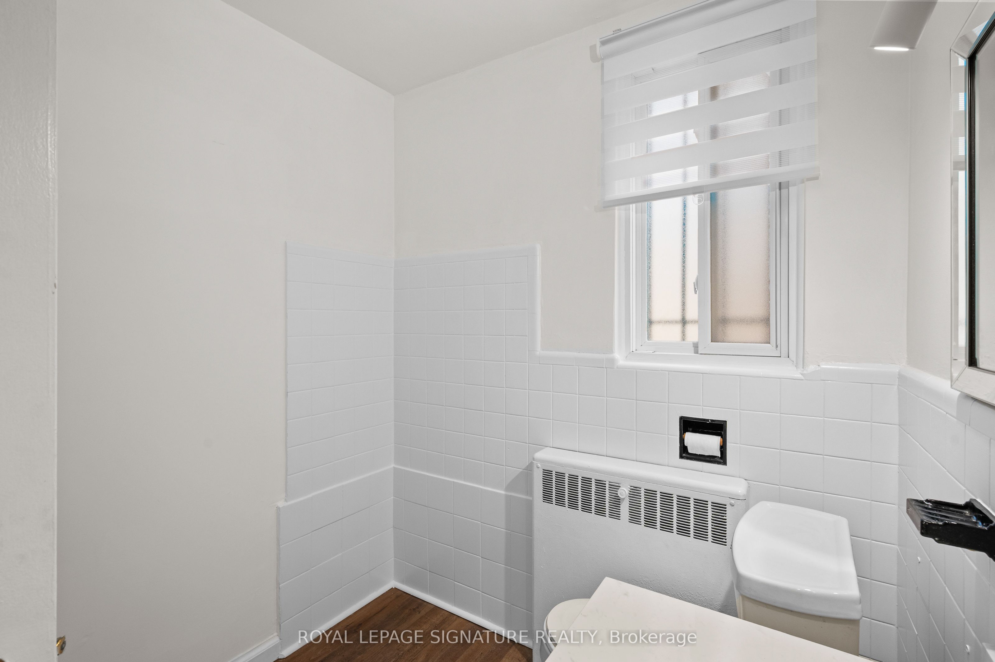 #2nd Floor - 1138 Eglinton Avenue Property Photo 28