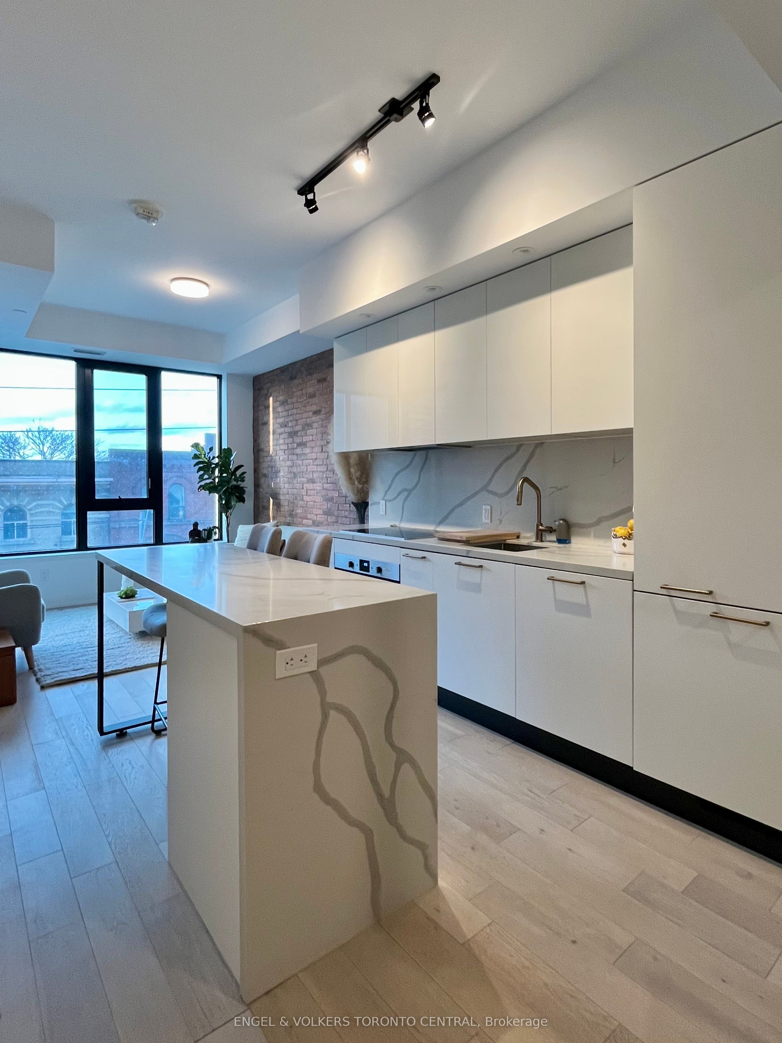 #310 - 200 Sudbury Street Property Photo