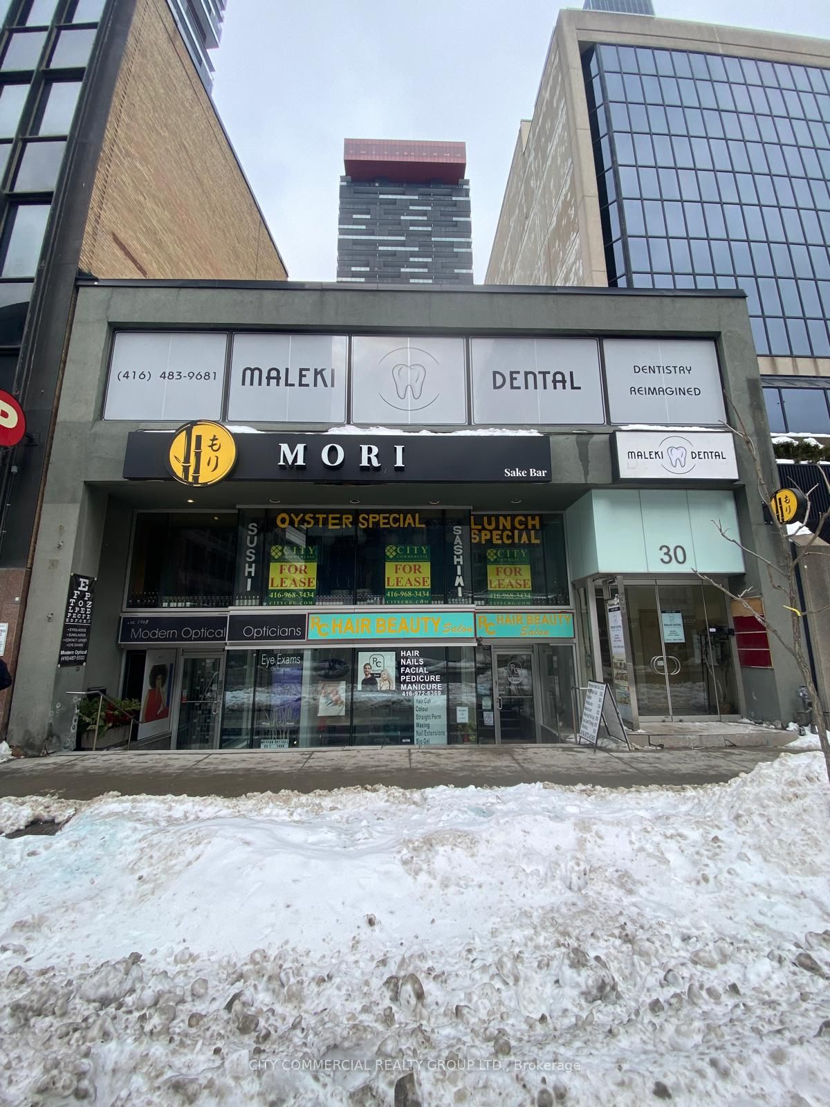 30 Eglinton Avenue Property Photo