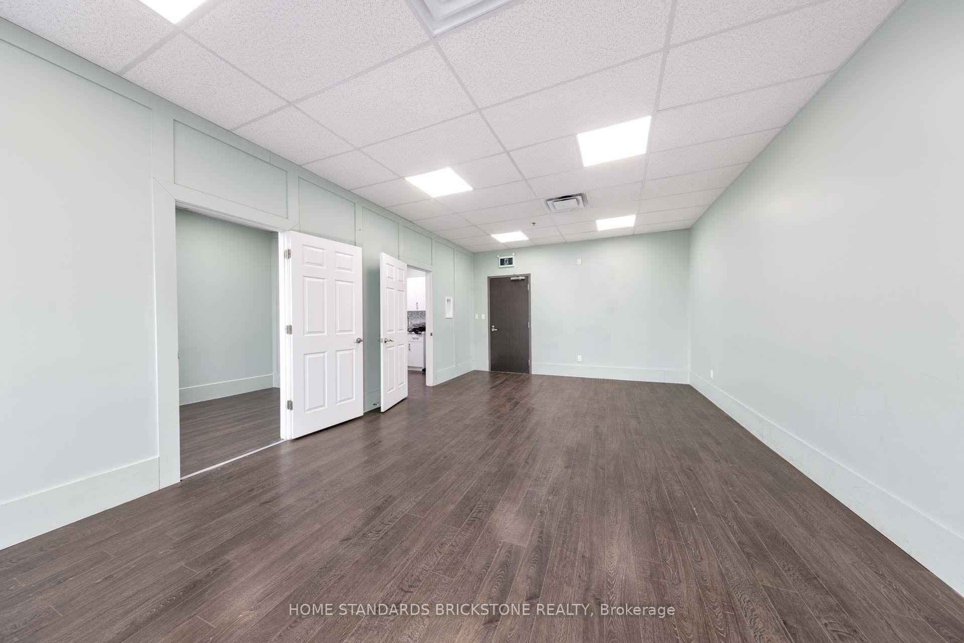 #334 - 4750 Yonge Street Property Photo 4