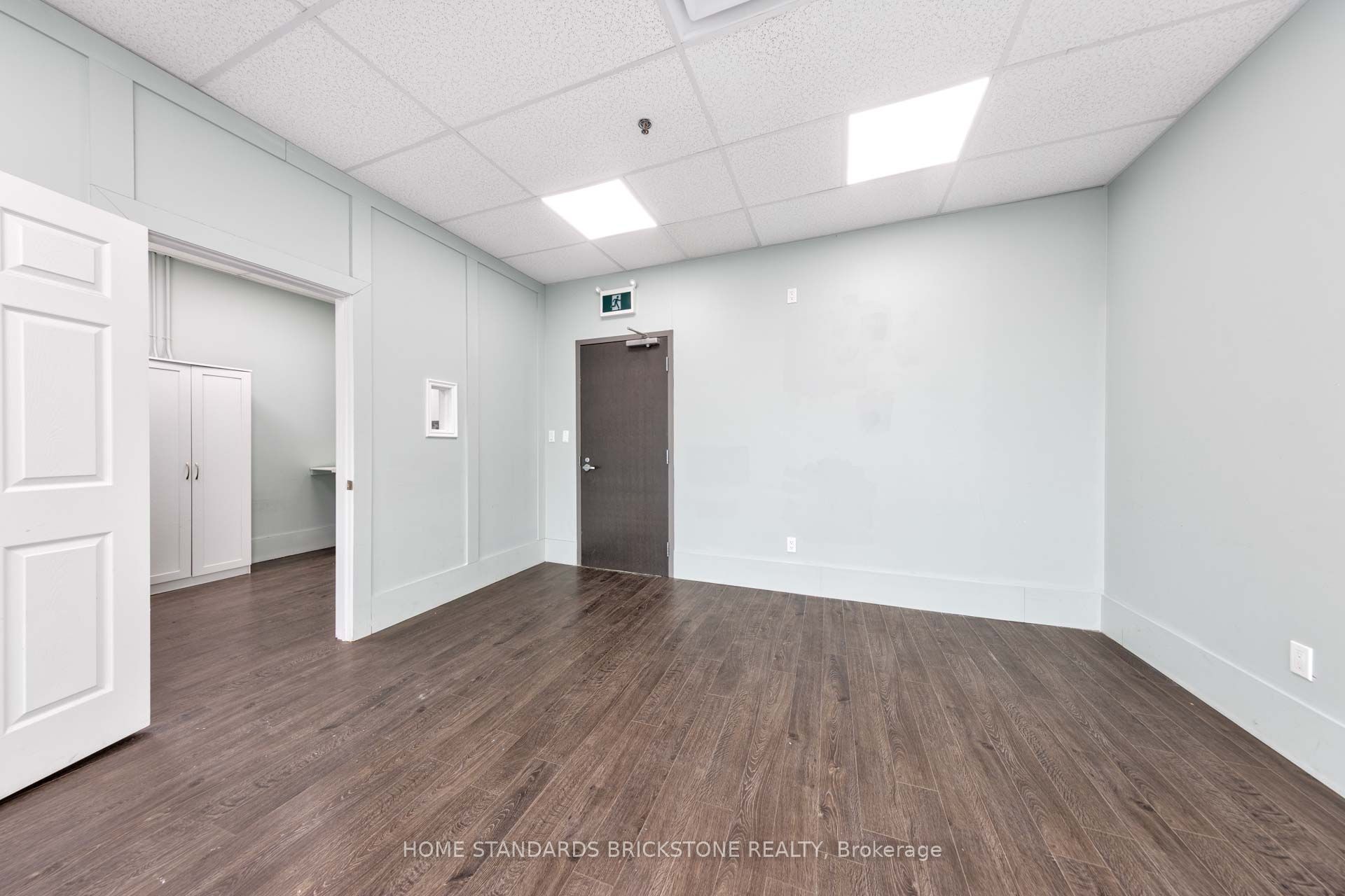 #334 - 4750 Yonge Street Property Photo 8