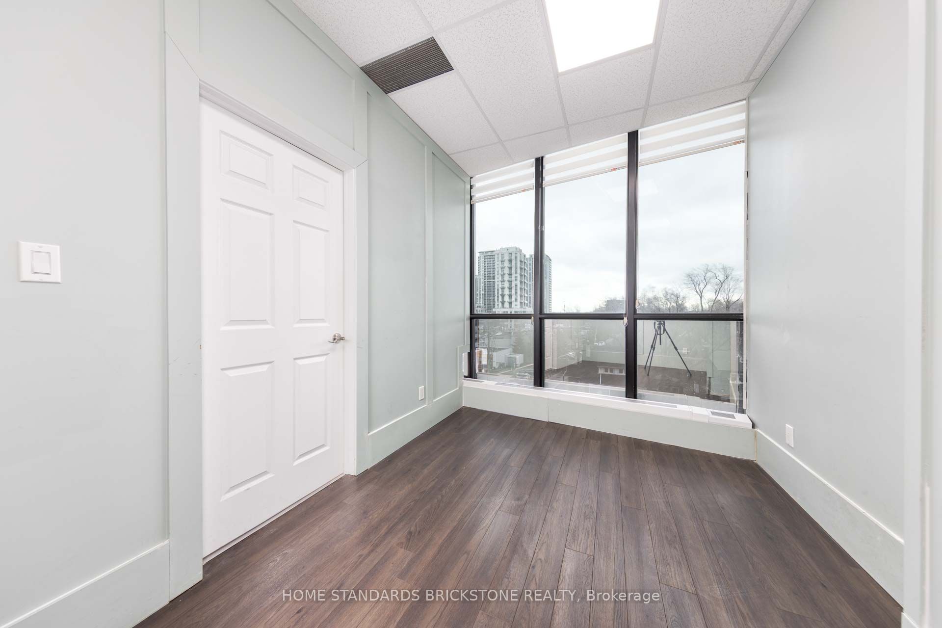 #334 - 4750 Yonge Street Property Photo 11