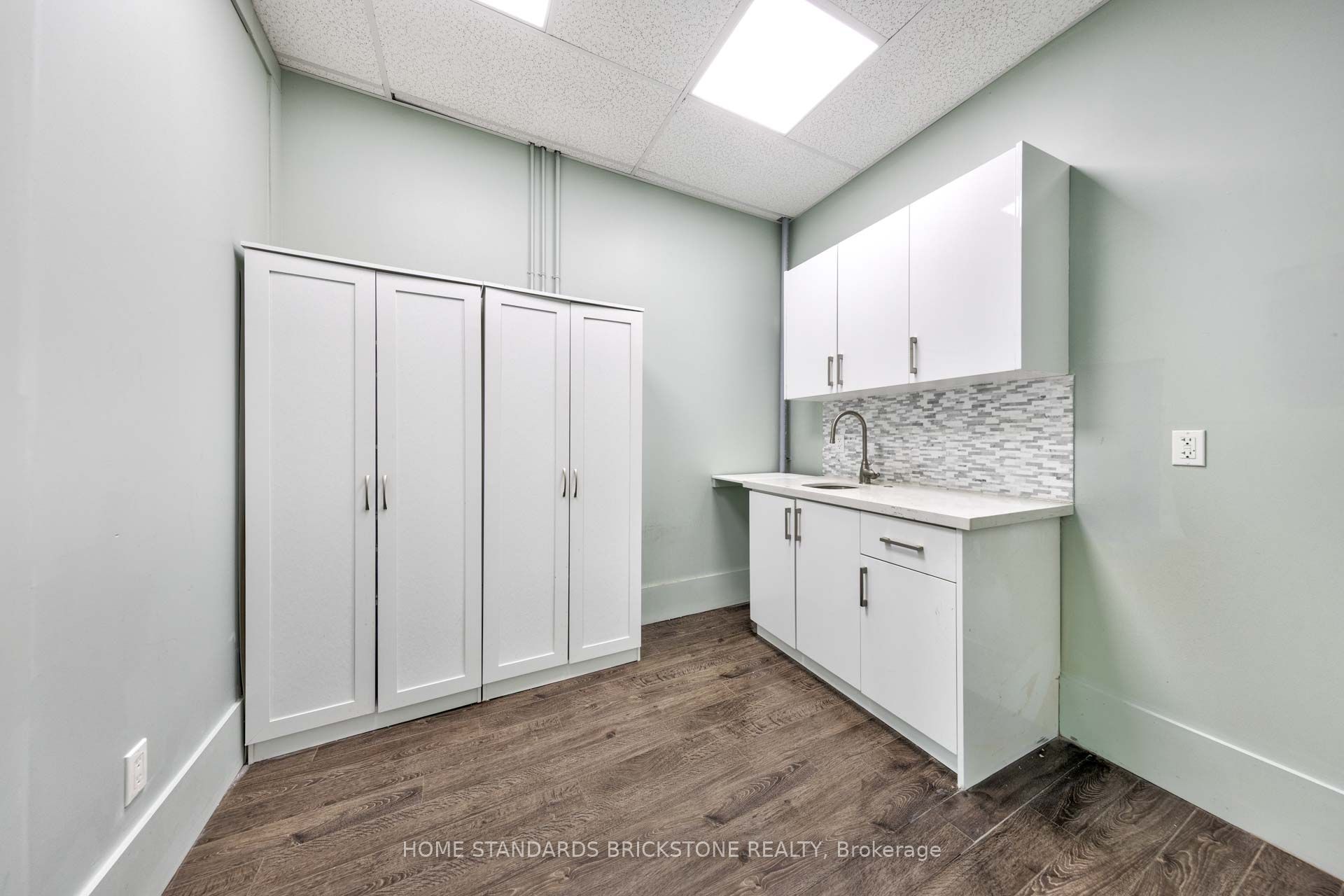 #334 - 4750 Yonge Street Property Photo 14