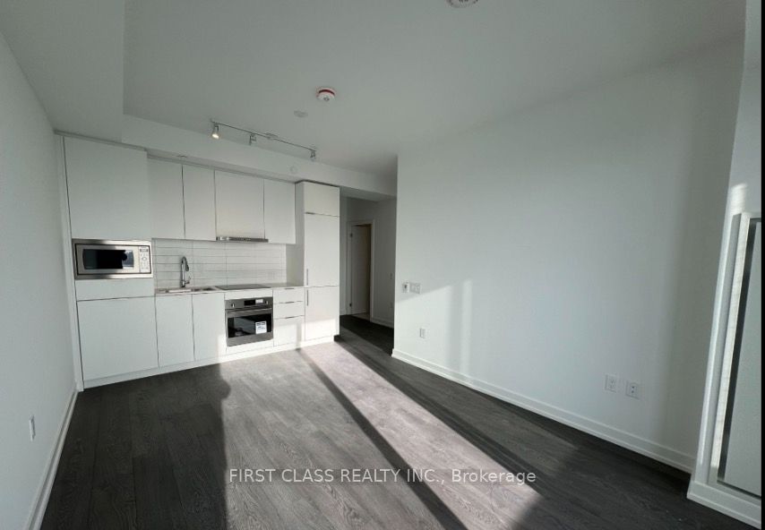 #s1508 - 8 Olympic Garden Drive Property Photo