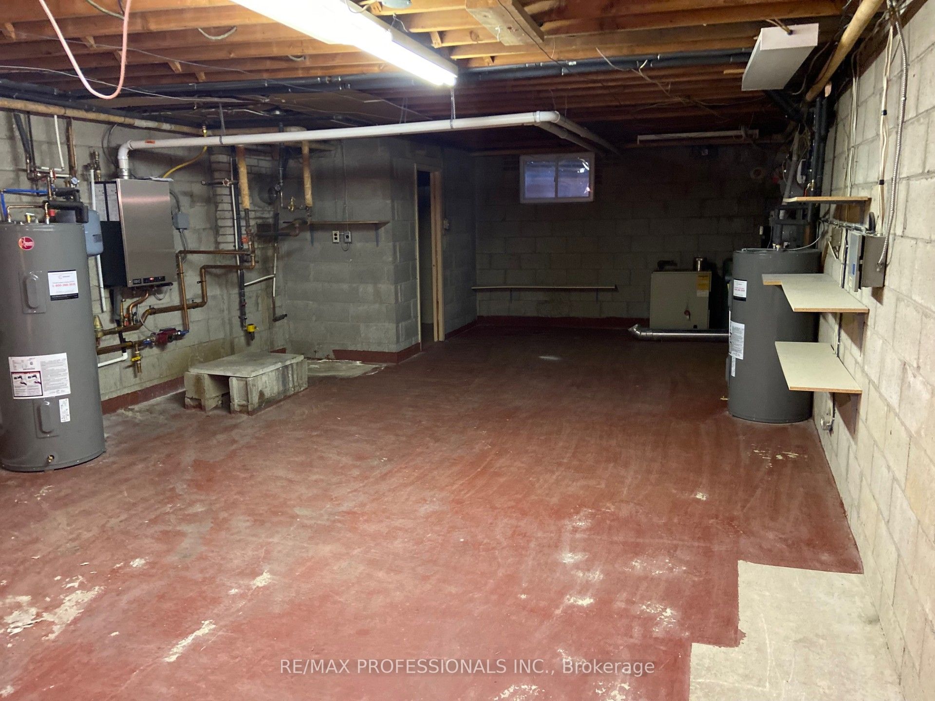 566 Sheppard Avenue Property Photo 31