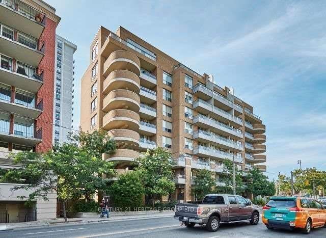 #lph14 - 245 Davisville Avenue Property Photo
