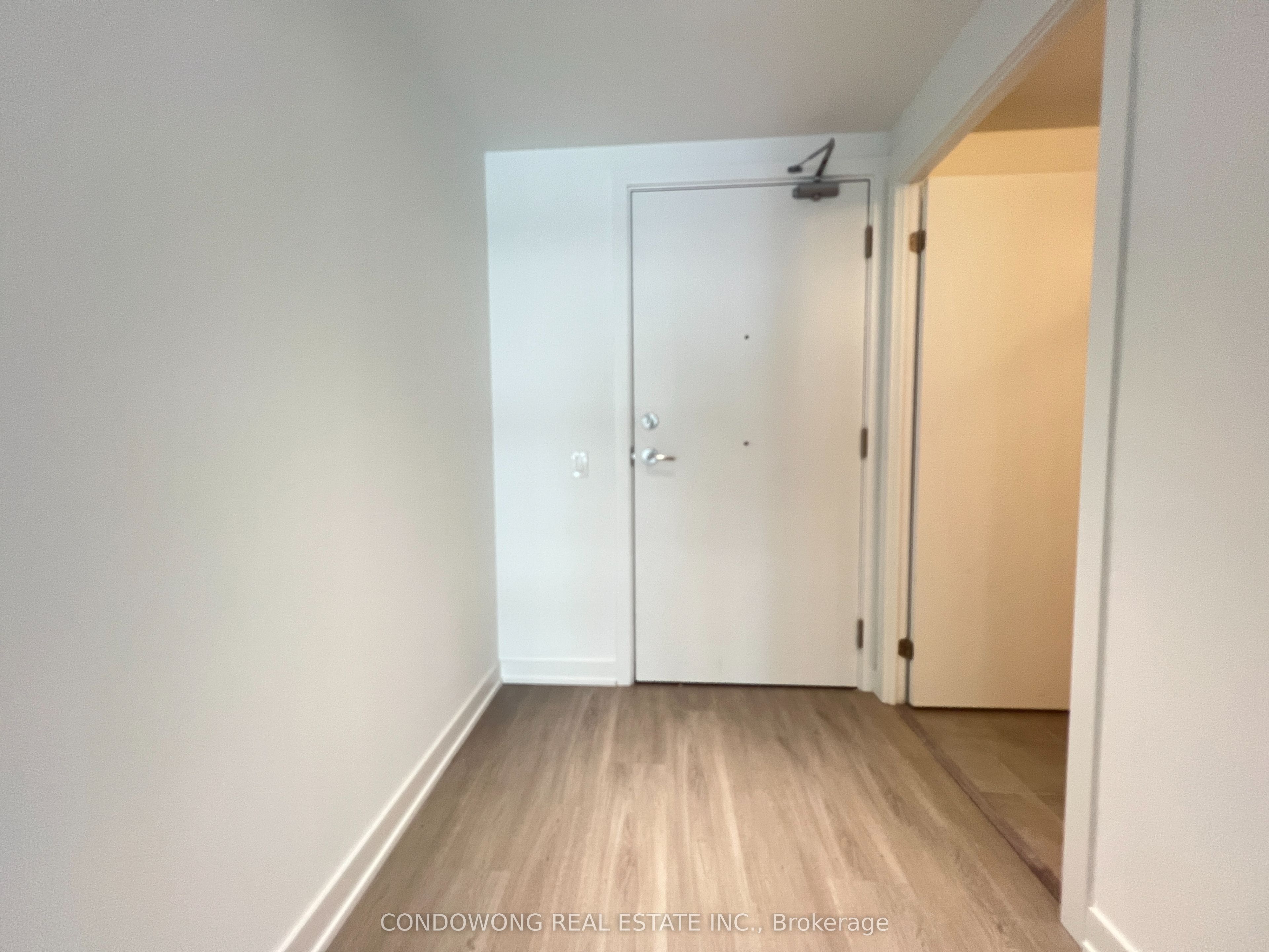 #1805 - 8 Wellesley Street Property Photo 13