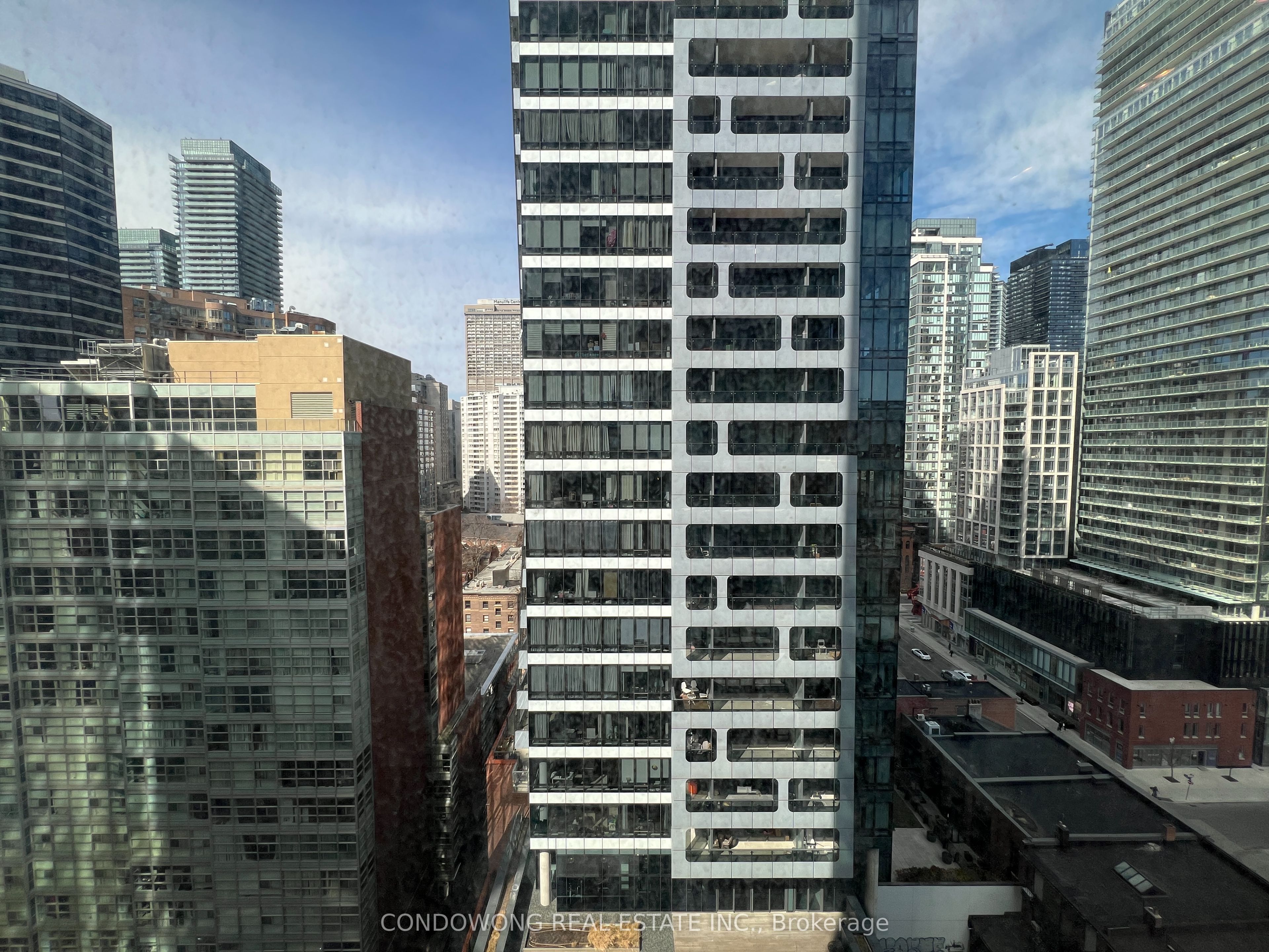 #1805 - 8 Wellesley Street Property Photo 14