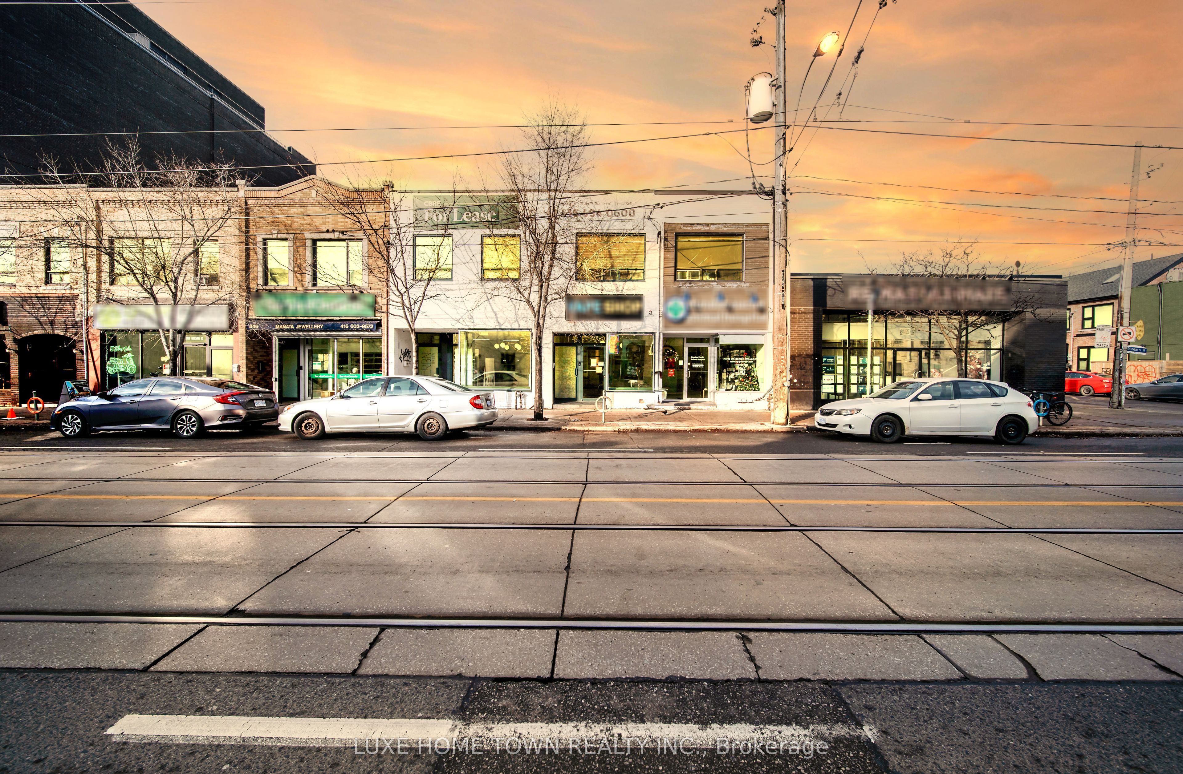 844 Dundas Street Property Photo