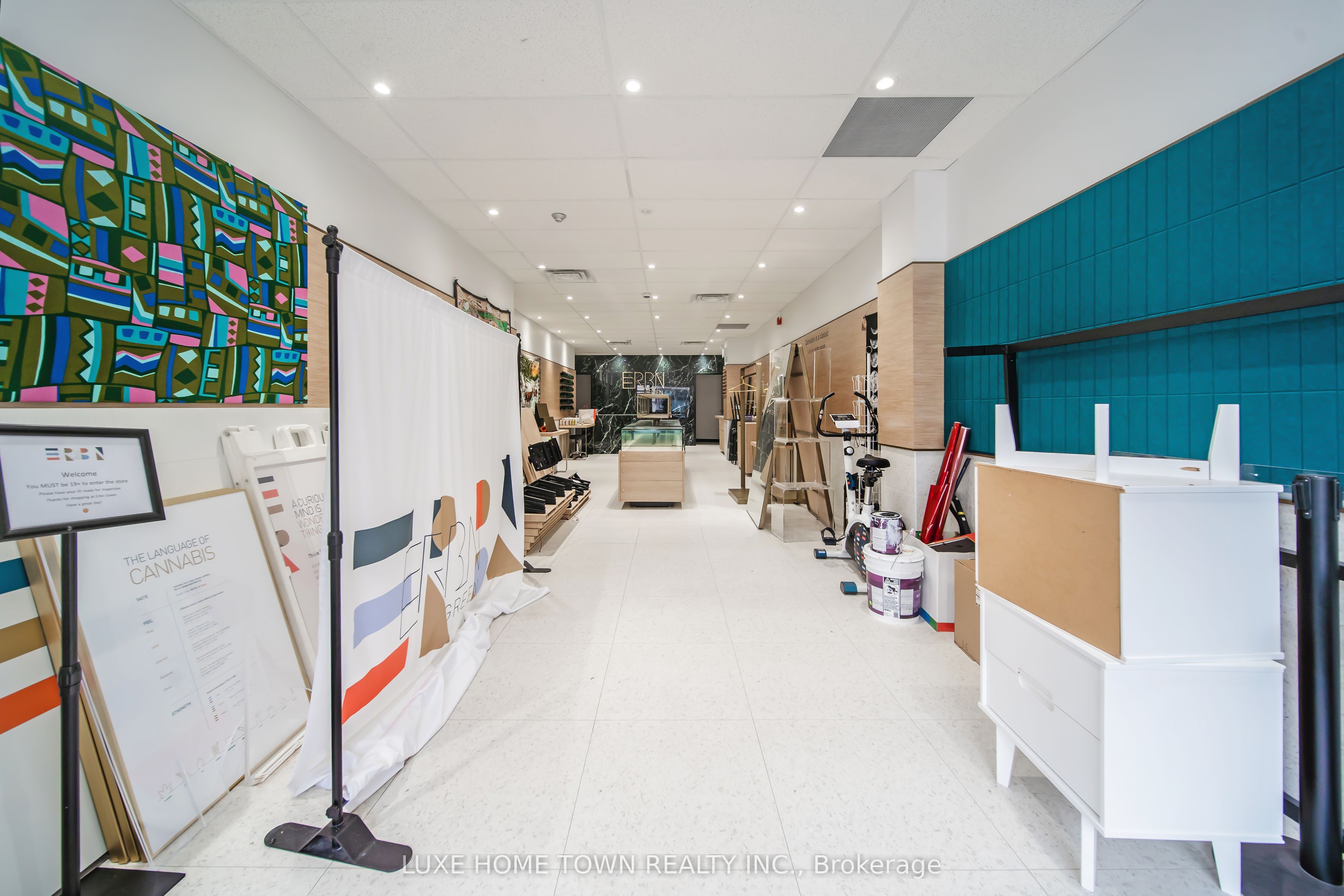 844 Dundas Street Property Photo 11
