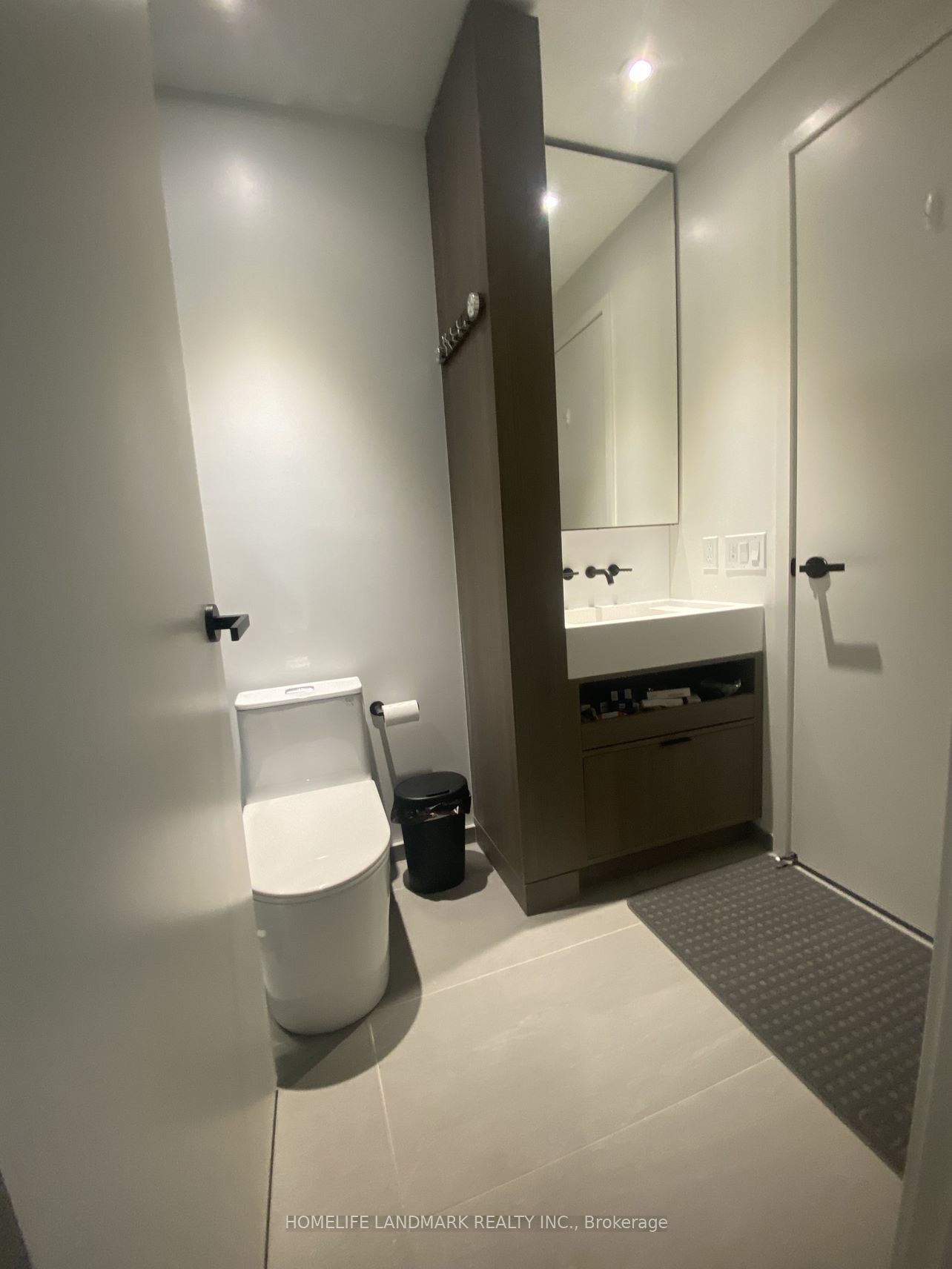 55 Charles Street E 4511 Property Photo 16