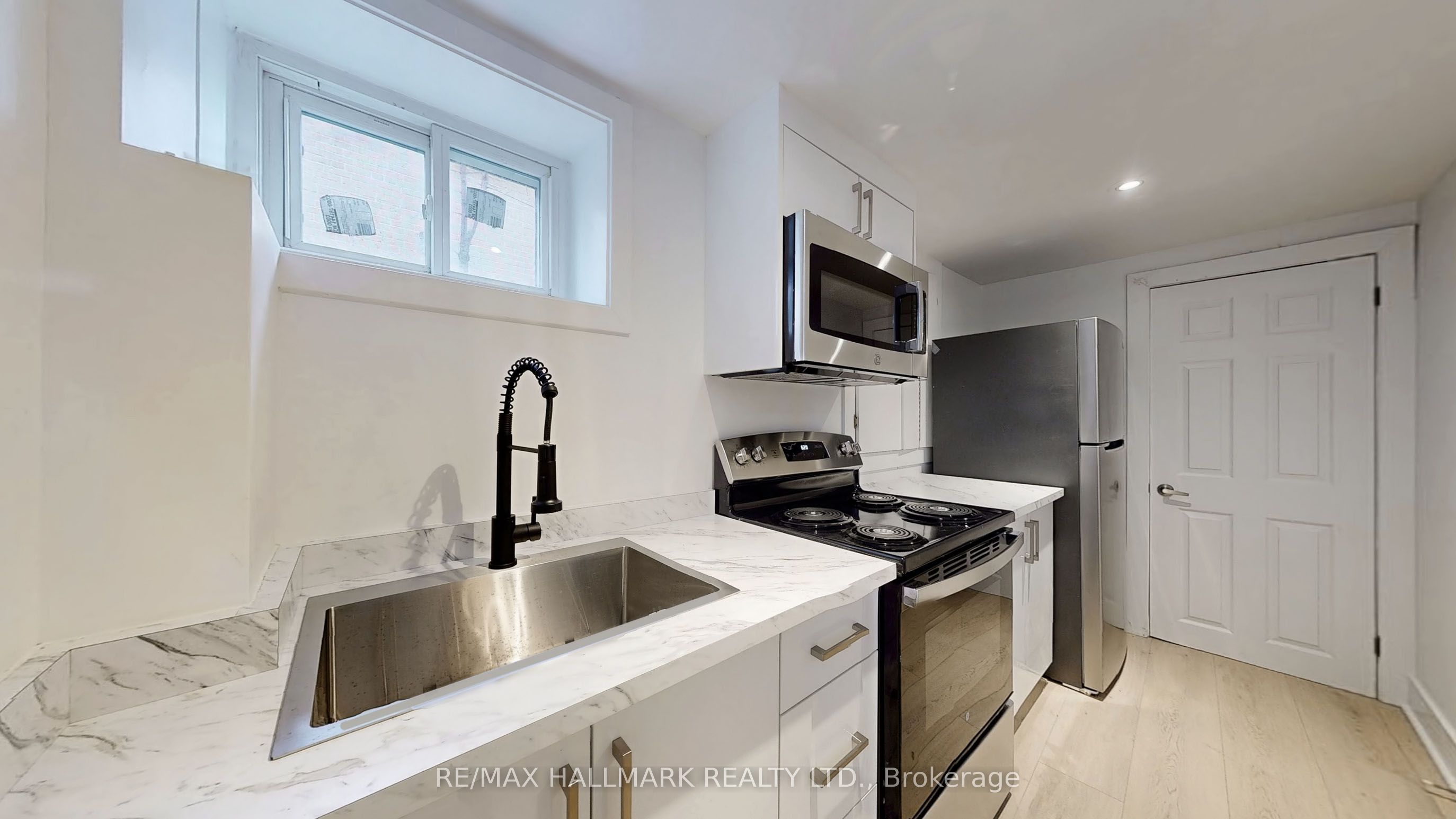 ##3 Basement - 663 Sheppard Avenue Property Photo