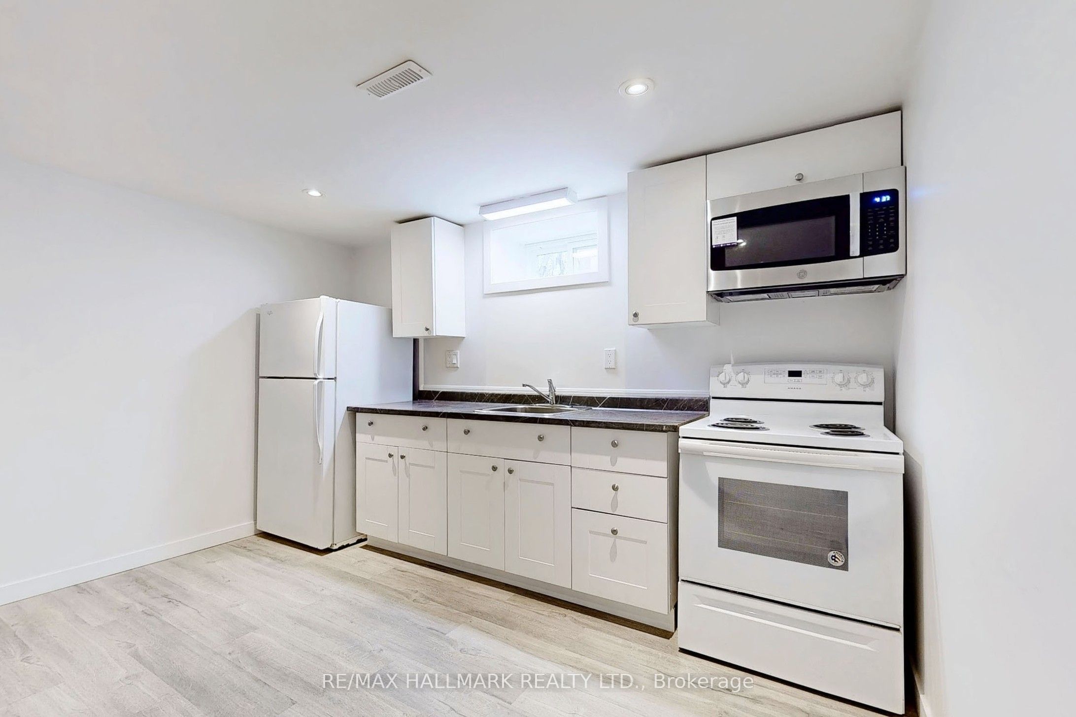 ##4 Basement - 663 Sheppard Avenue Property Photo