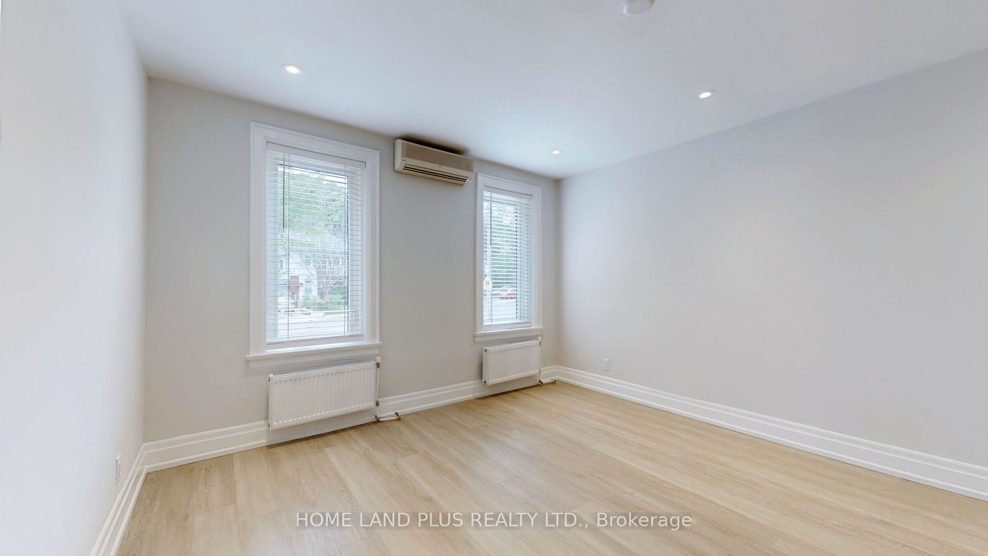 919 Avenue Road Unit 1 Property Photo 18