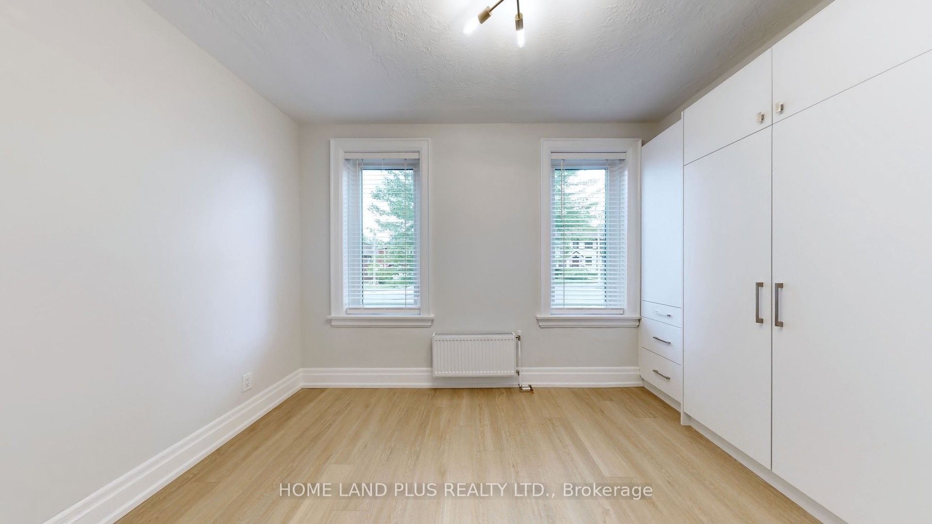 919 Avenue Road Unit 1 Property Photo 24