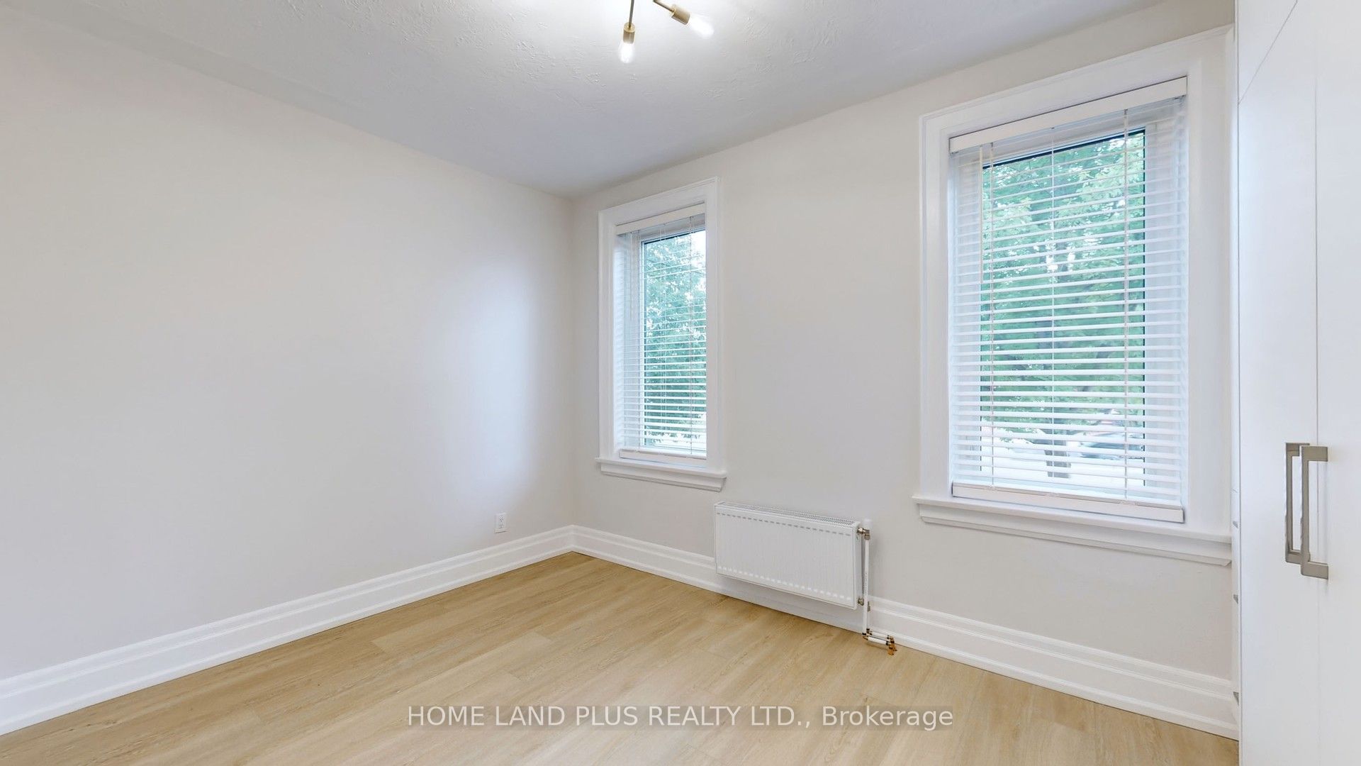 919 Avenue Road Unit 1 Property Photo 25
