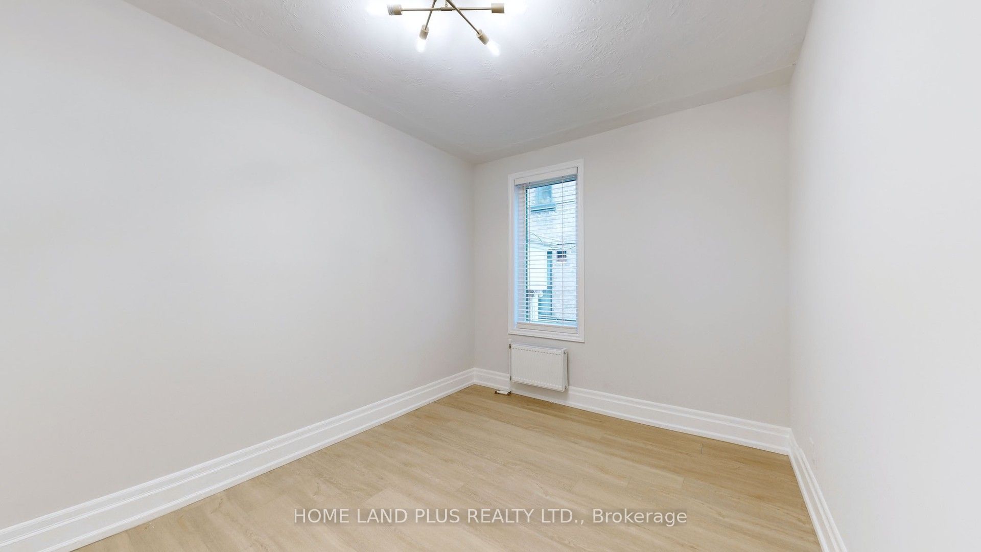 919 Avenue Road Unit 1 Property Photo 28
