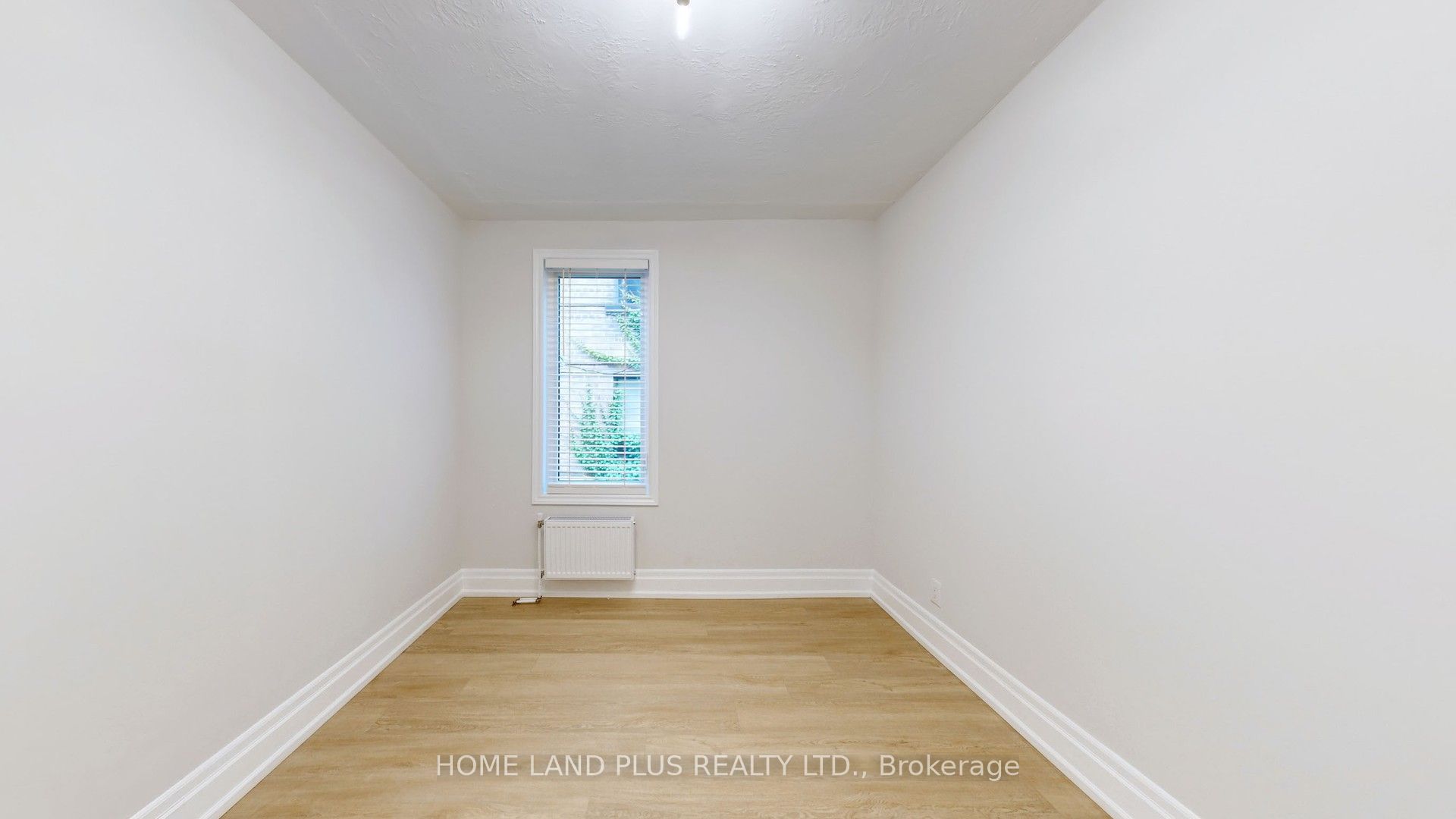 919 Avenue Road Unit 1 Property Photo 29