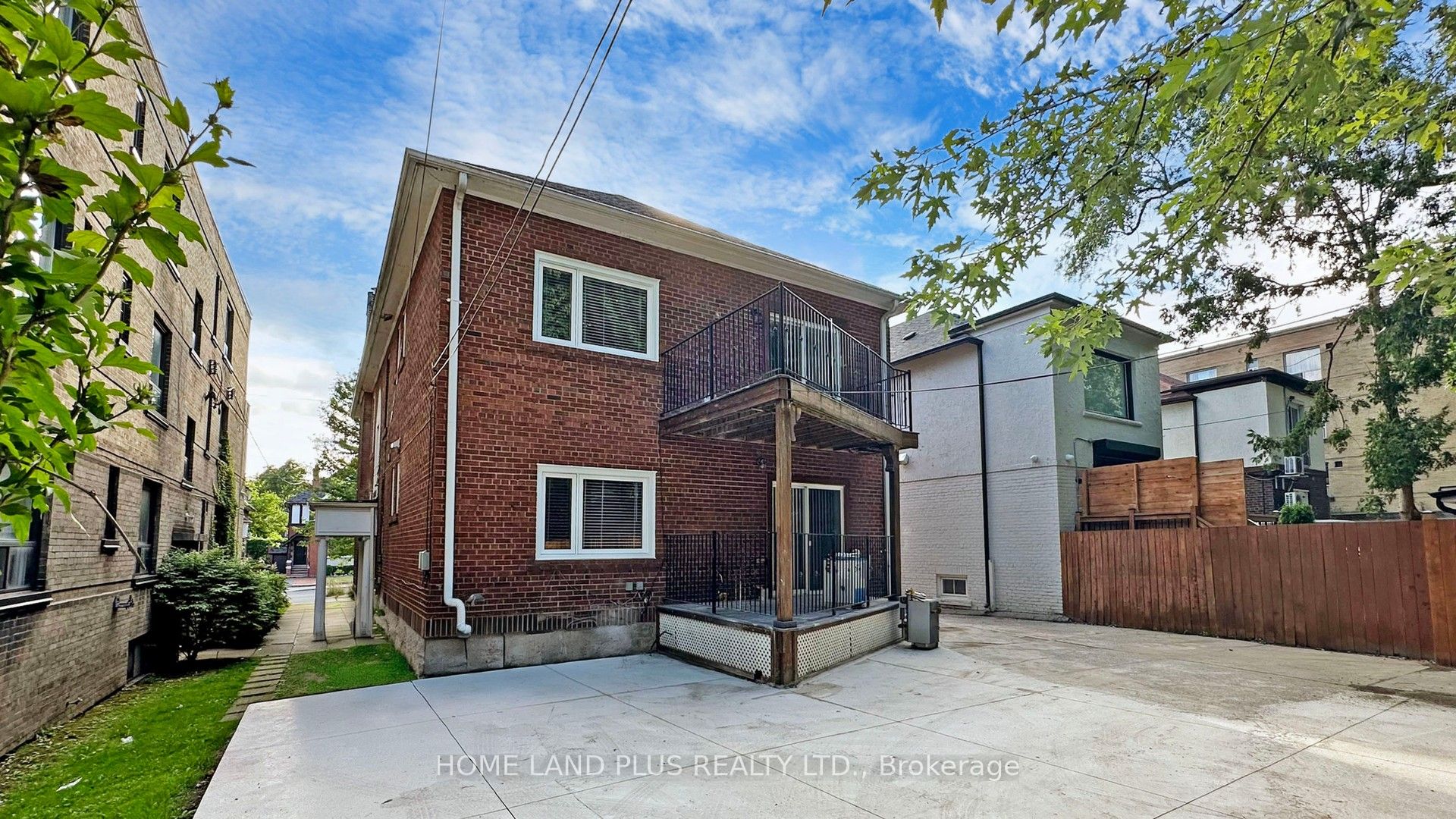 919 Avenue Road Unit 1 Property Photo 37