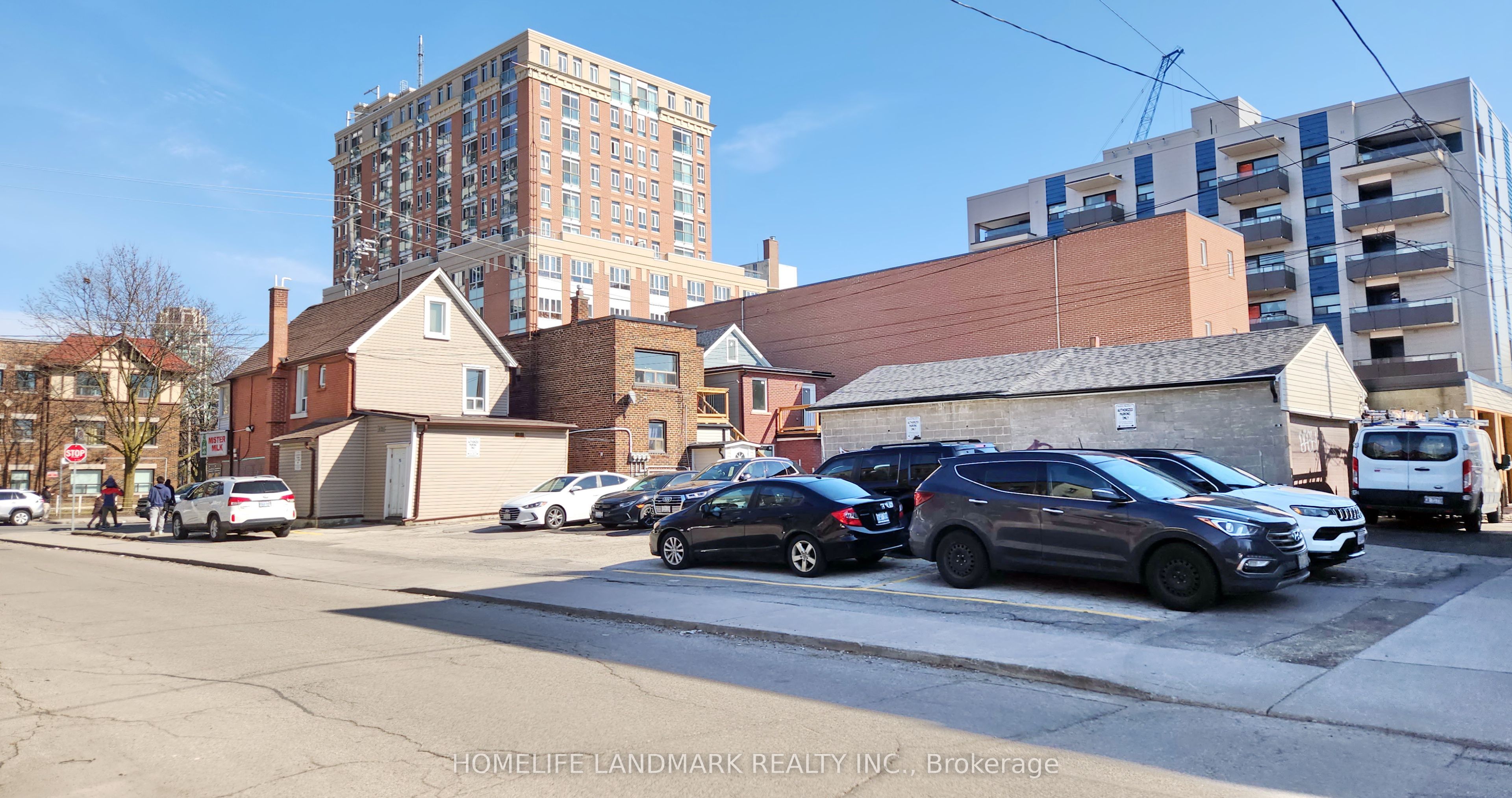170 Vaughan Road Property Photo 9