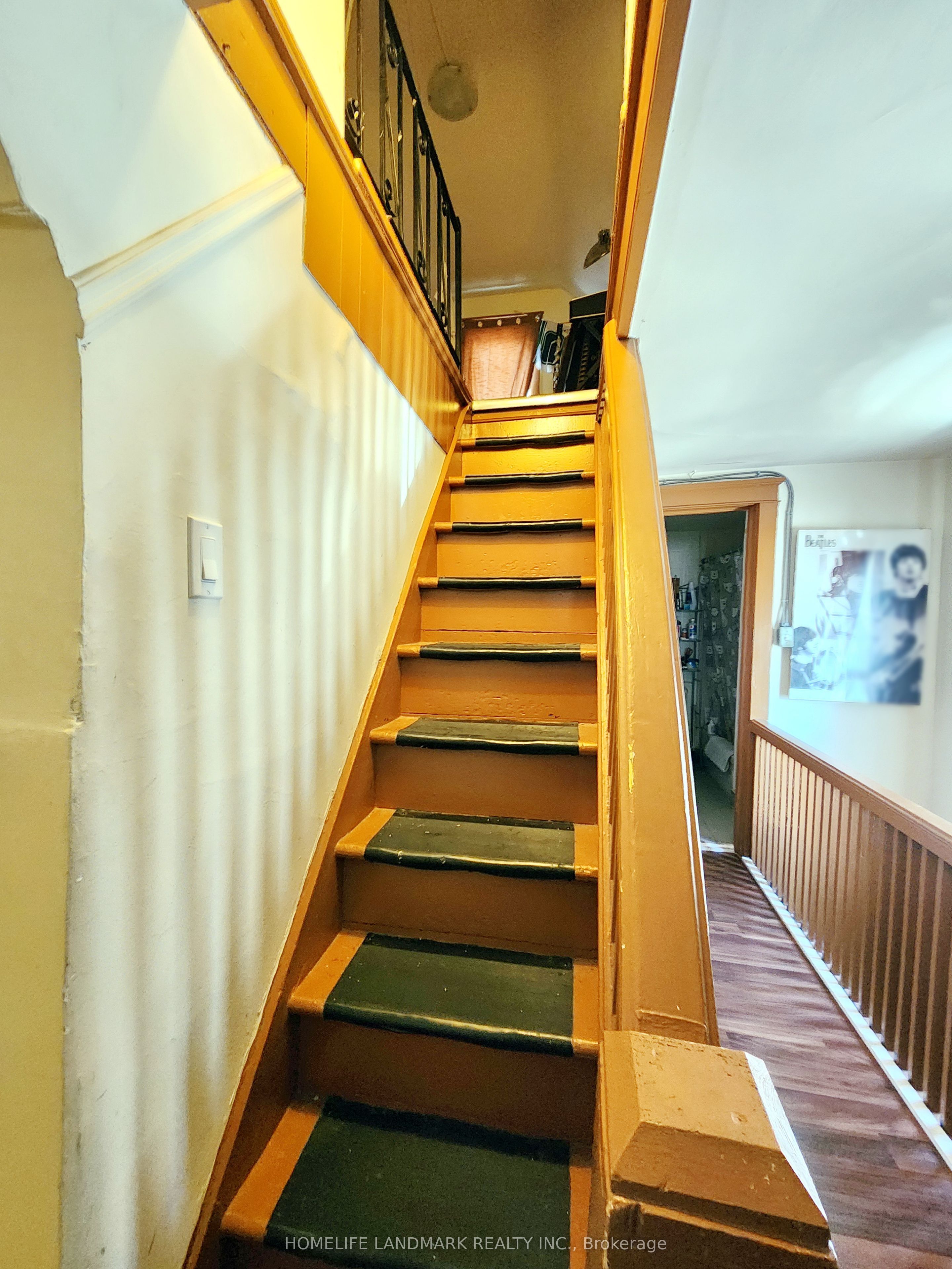 170 Vaughan Road Property Photo 35
