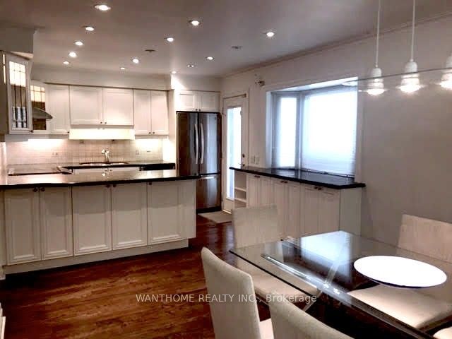 185 Burbank Drive Property Photo