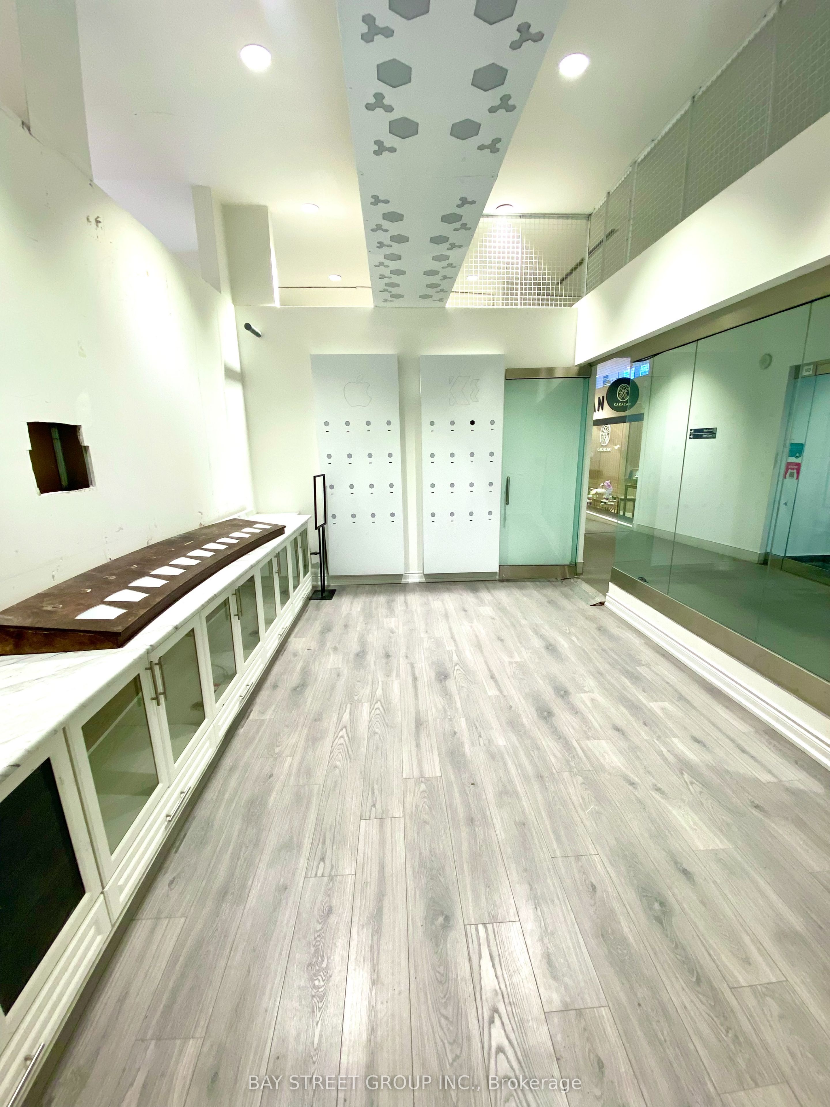 #159 - 4750 Yonge Street Property Photo 5