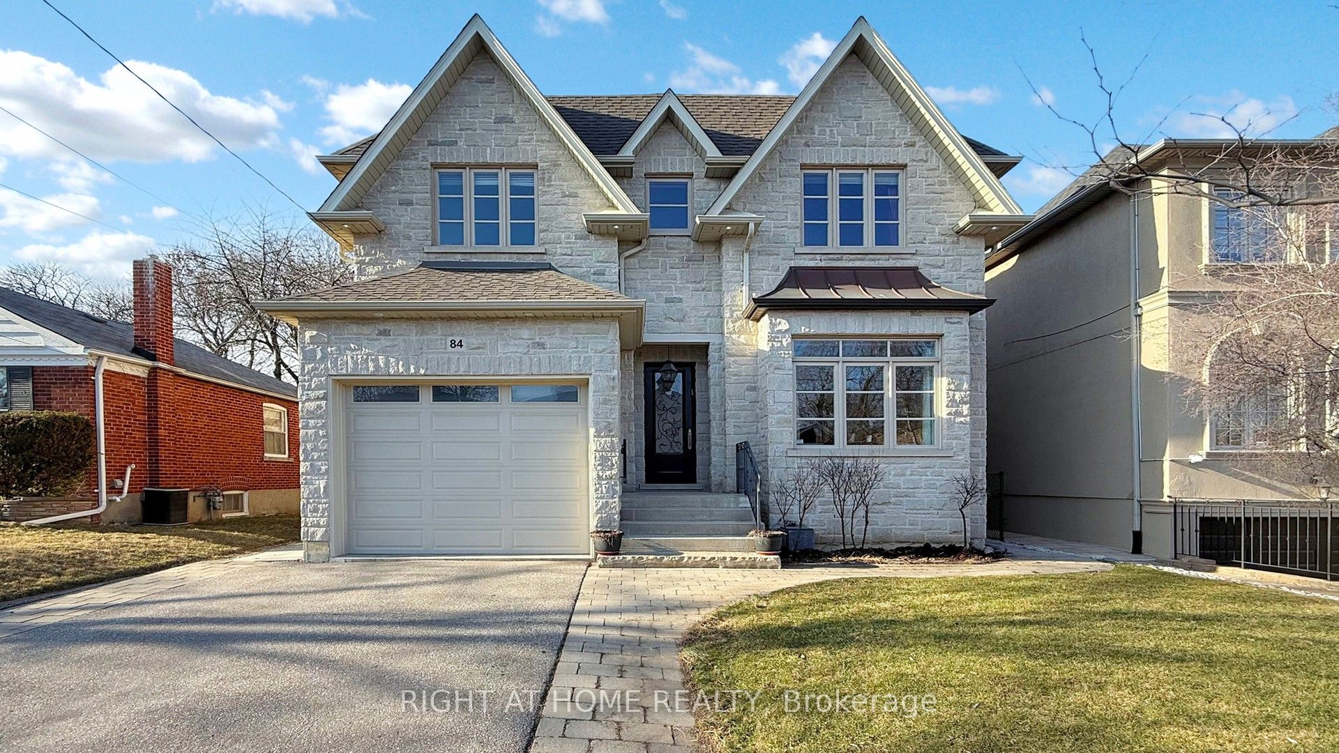 Toronto C04 Real Estate Listings Main Image