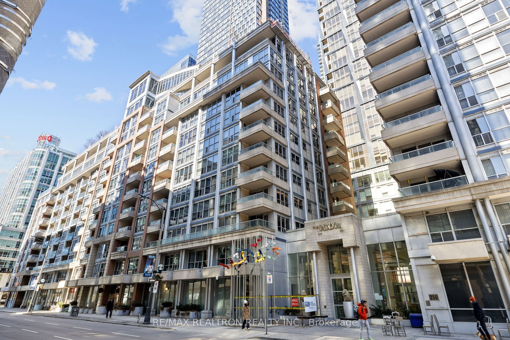 #1105 - 270 Wellington Street Property Photo 1