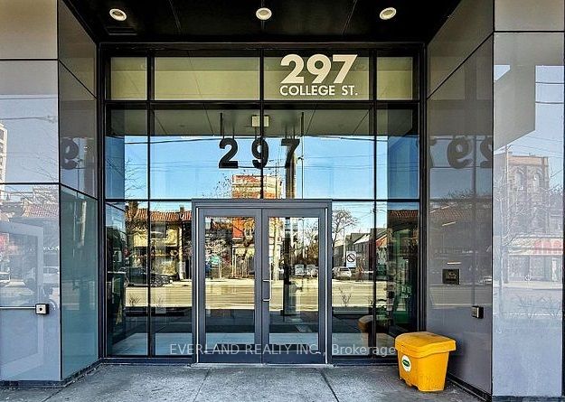 #606 - 297 College Street Property Photo