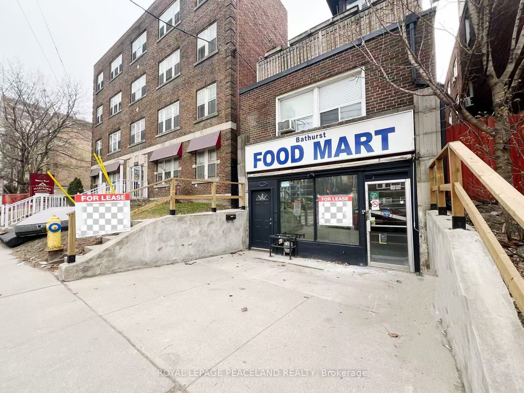 #ground - 1552 Bathurst Street Property Photo 3