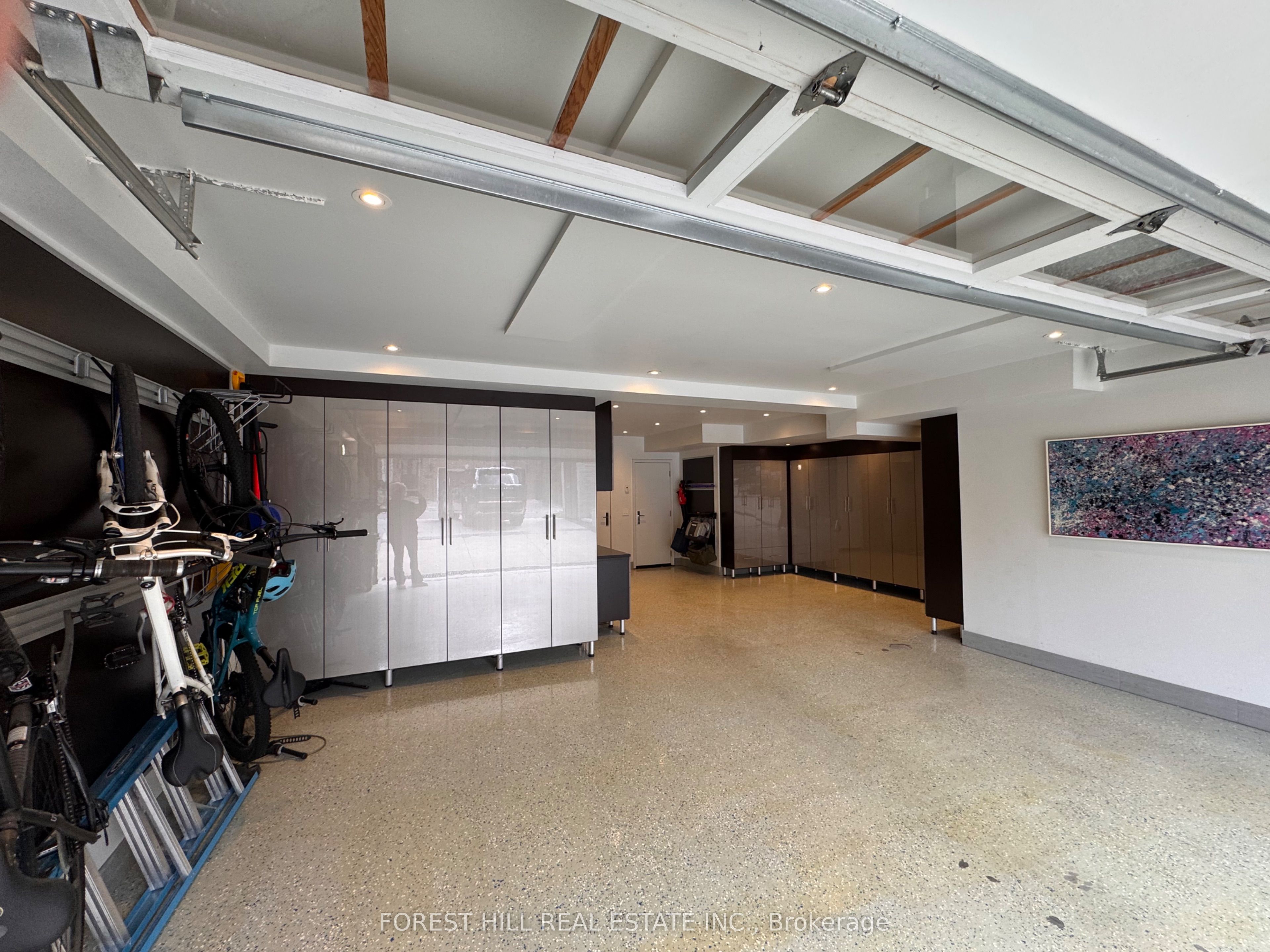 9 Dewbourne Avenue Property Photo 34