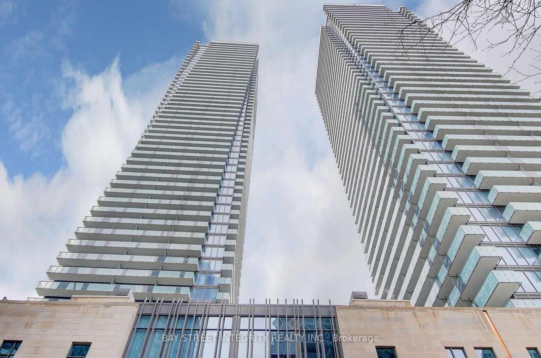 #2701 - 1080 Bay Street Property Photo 1