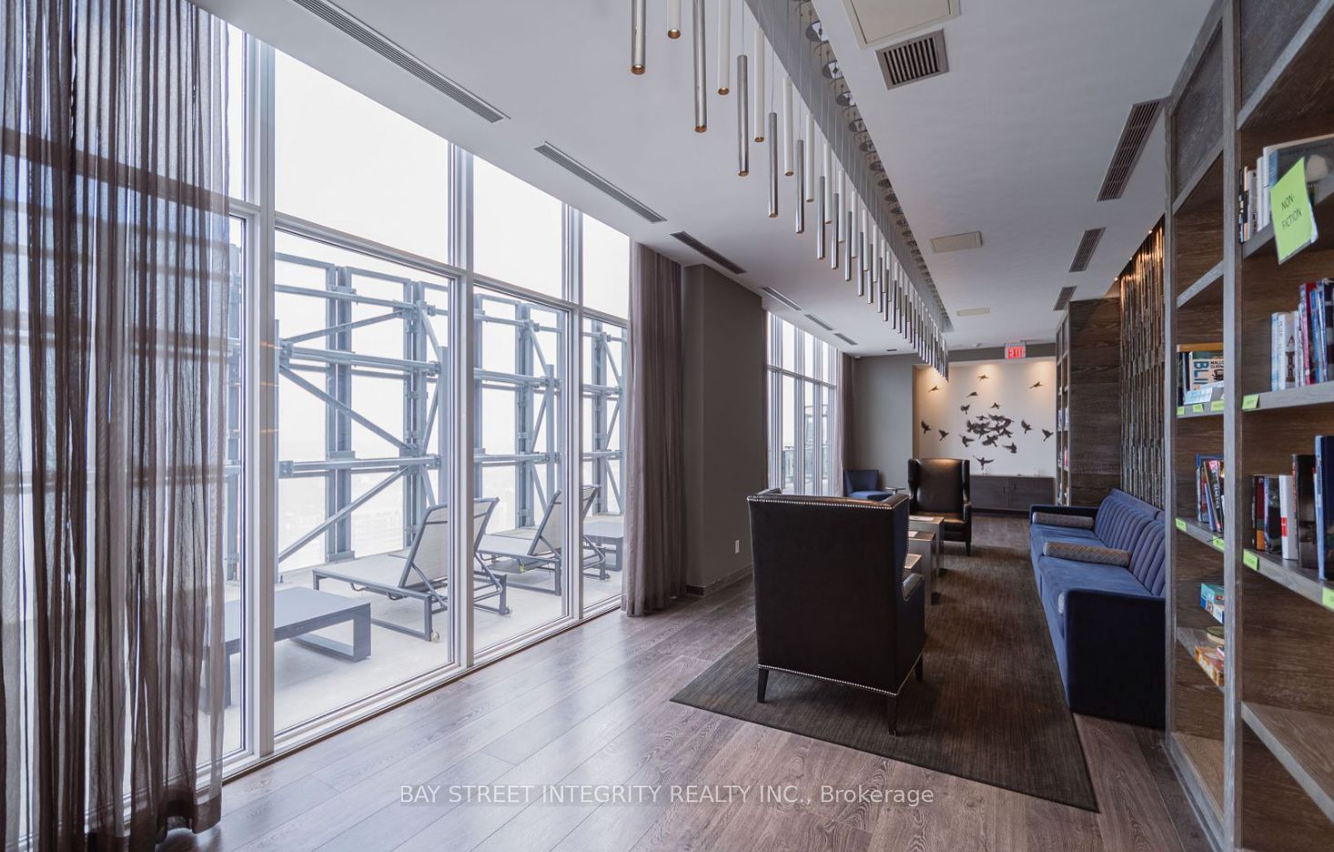 #2701 - 1080 Bay Street Property Photo 7