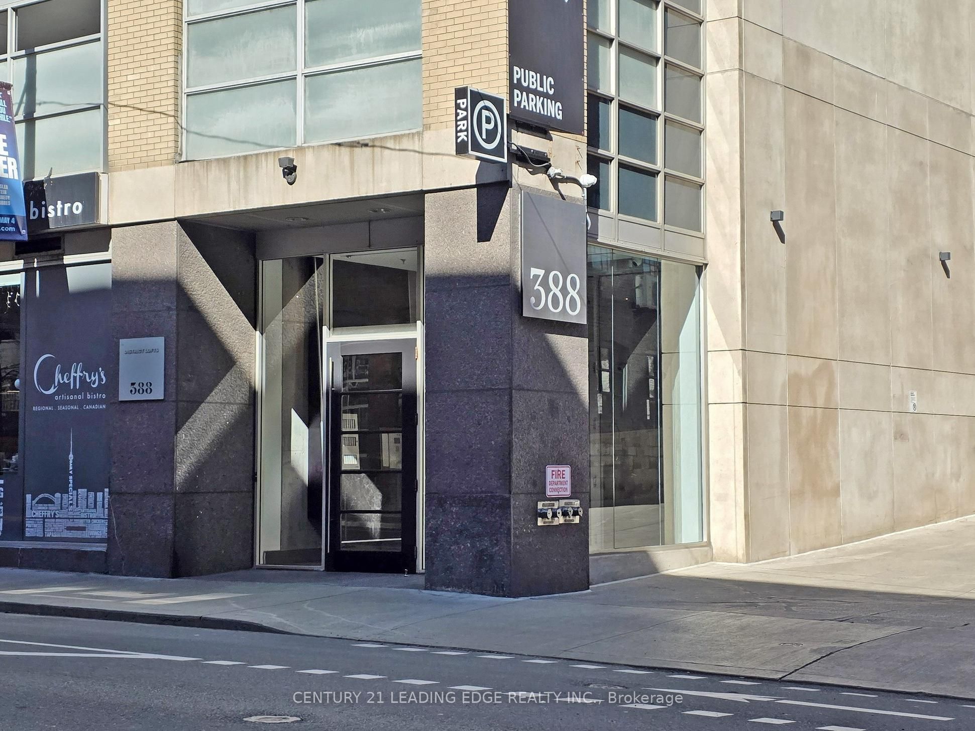 #722 - 388 Richmond Street Property Photo 2