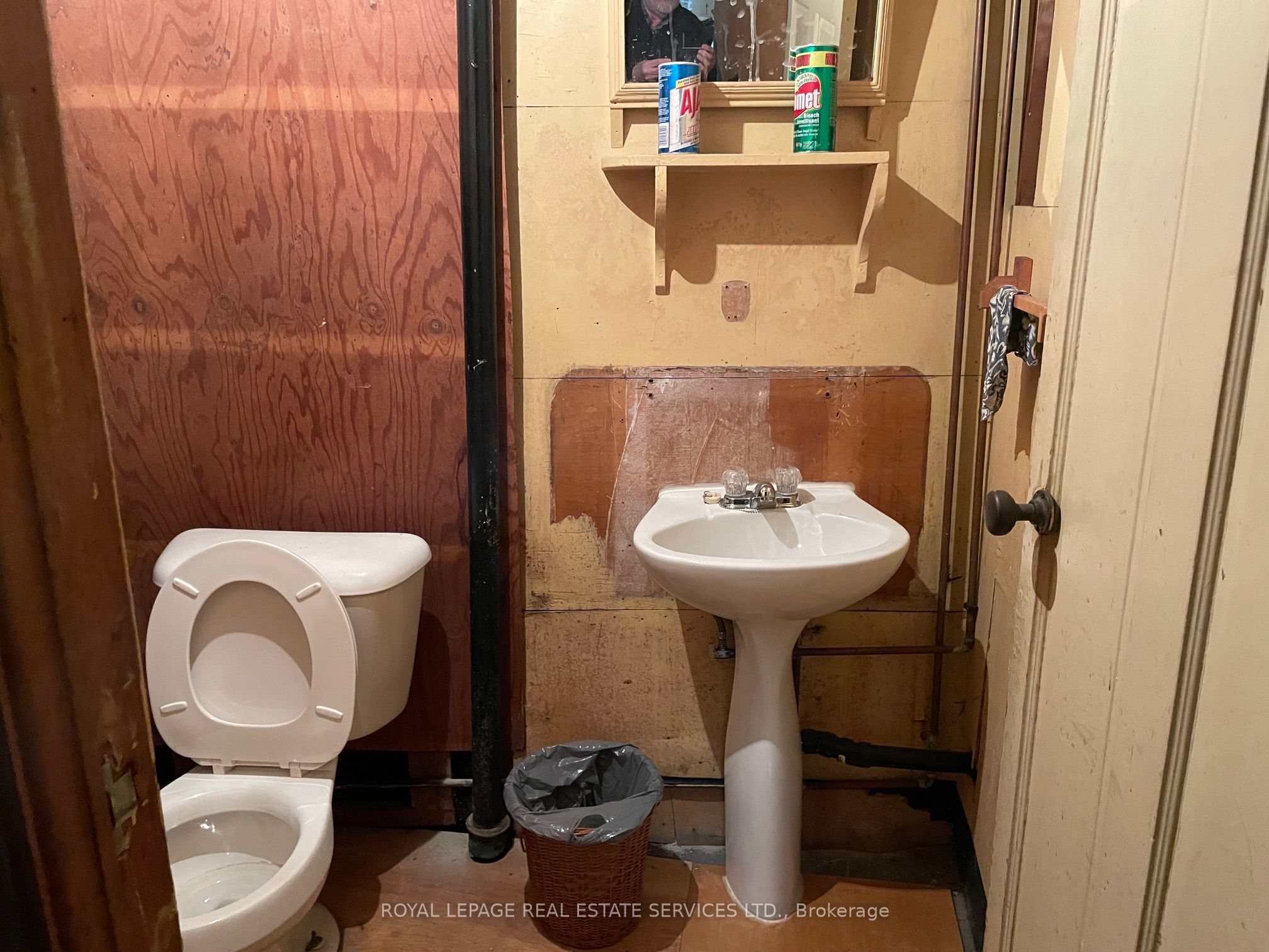 54 Vaughan Road Property Photo 10