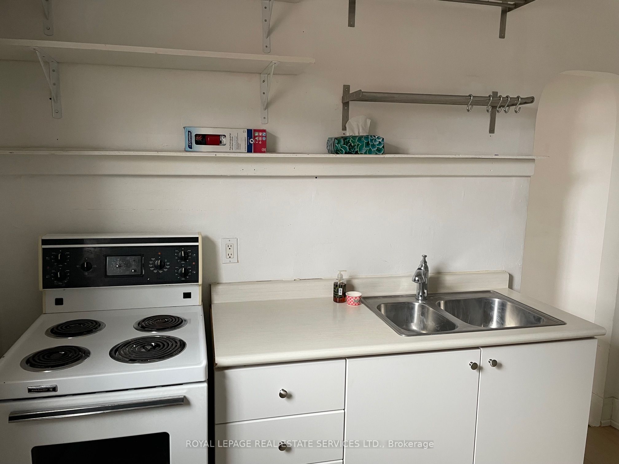 54 Vaughan Road Property Photo 18