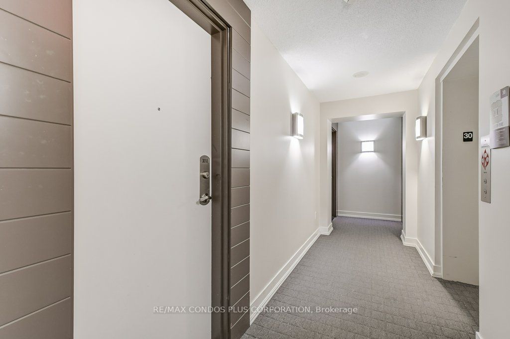 2191 Yonge Street 3010 Property Photo 5