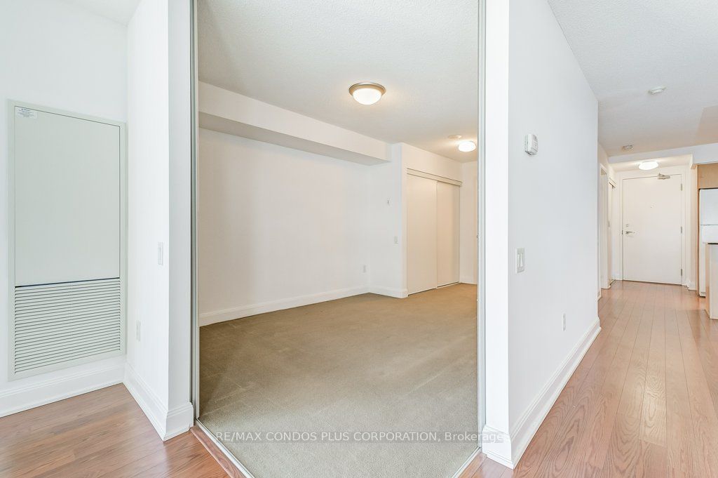 2191 Yonge Street 3010 Property Photo 22
