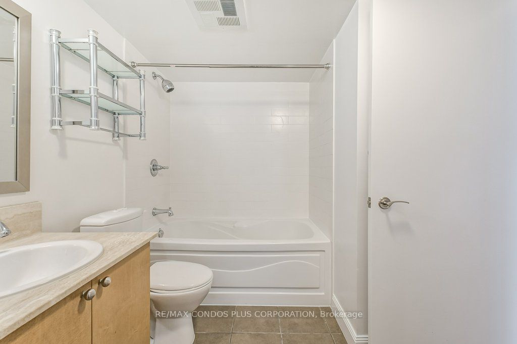 2191 Yonge Street 3010 Property Photo 26
