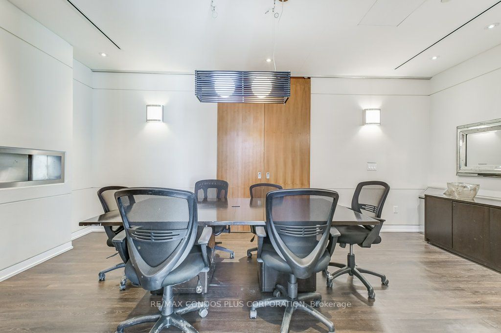 2191 Yonge Street 3010 Property Photo 37