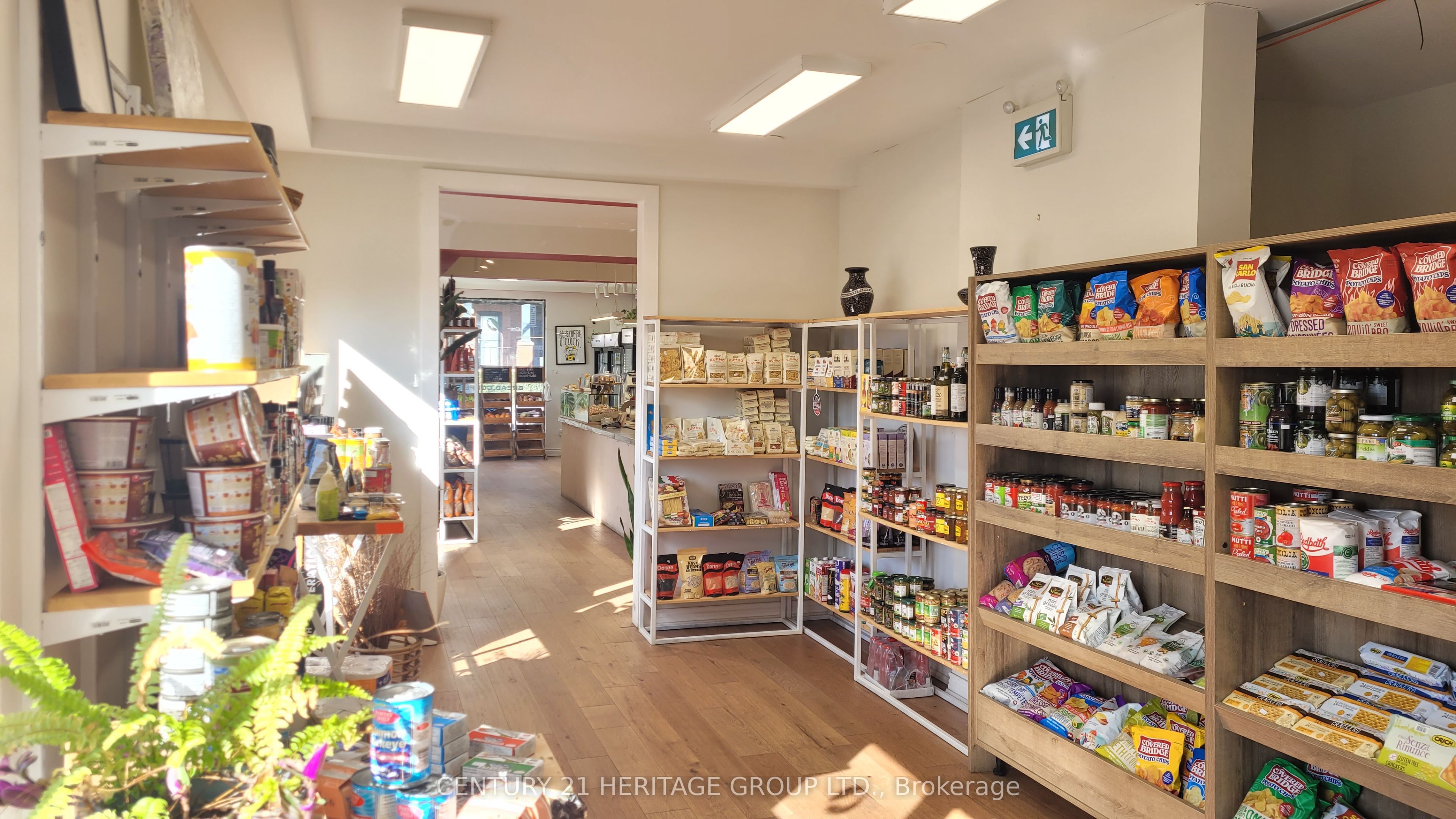42 Dewson Street Property Photo 6