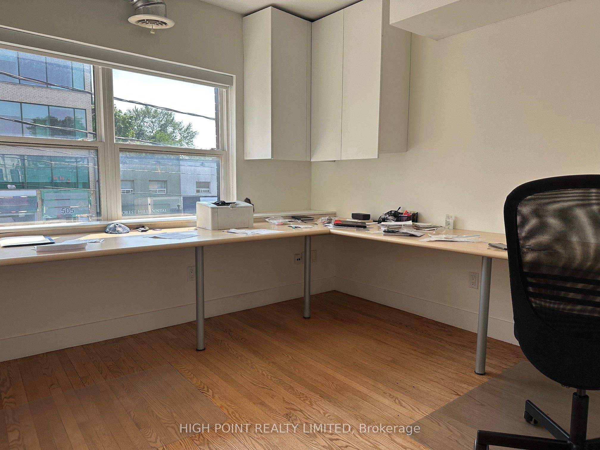 #202 - 510 Eglinton Avenue Property Photo 1