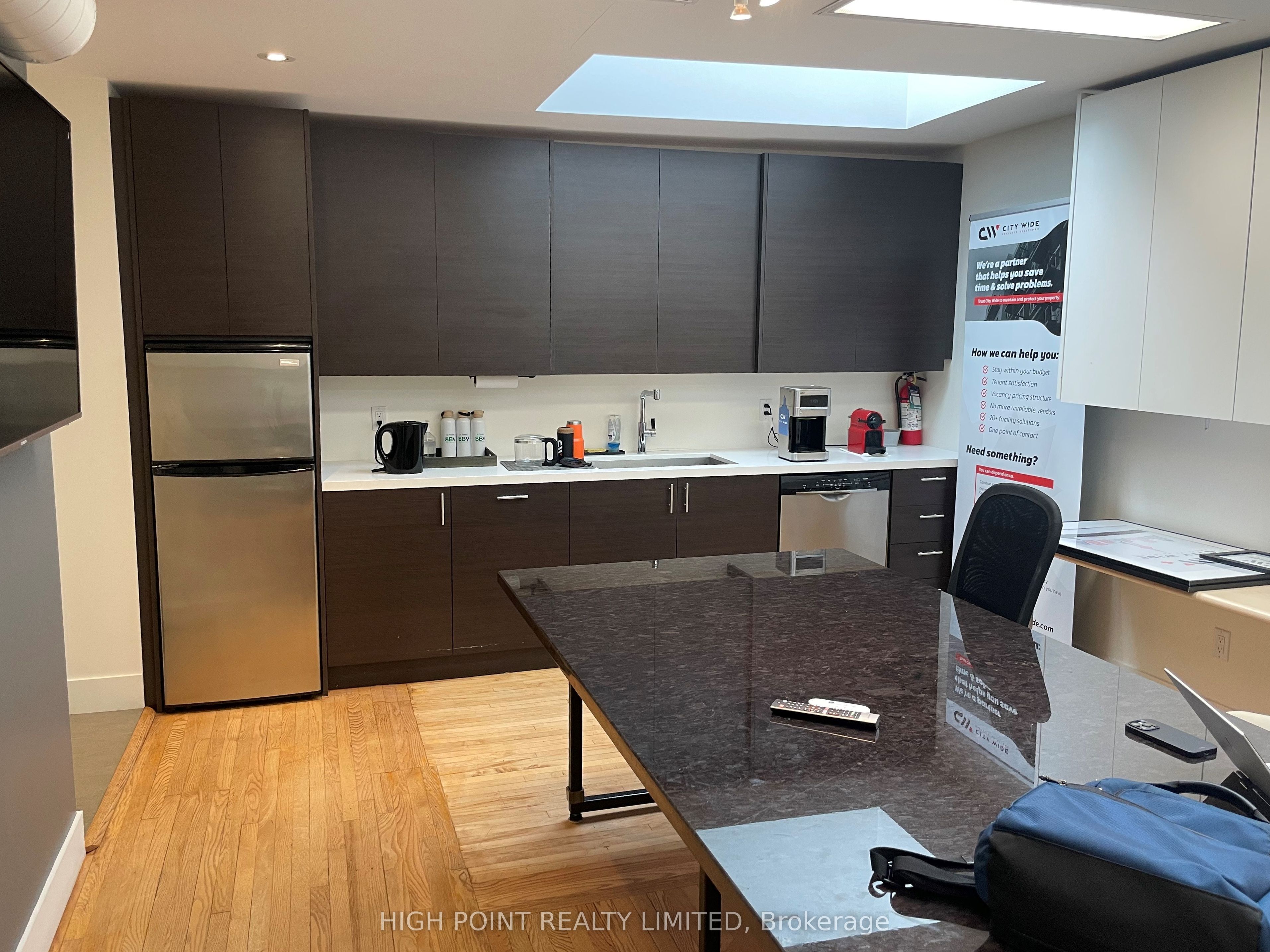 #202 - 510 Eglinton Avenue Property Photo 13