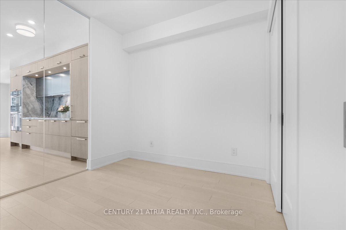 #226 - 155 Merchants' Wharf Property Photo 6