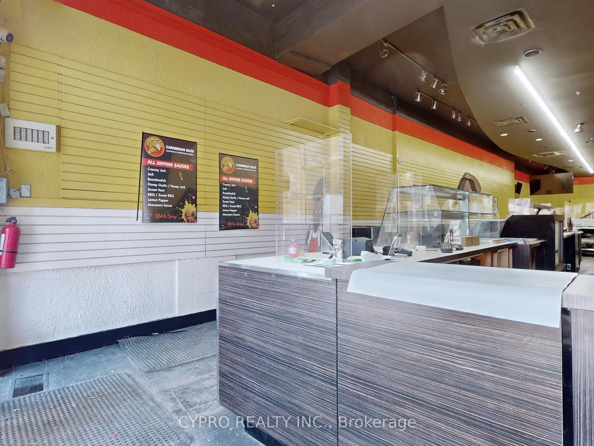 230 Queen Street W Property Photo 6