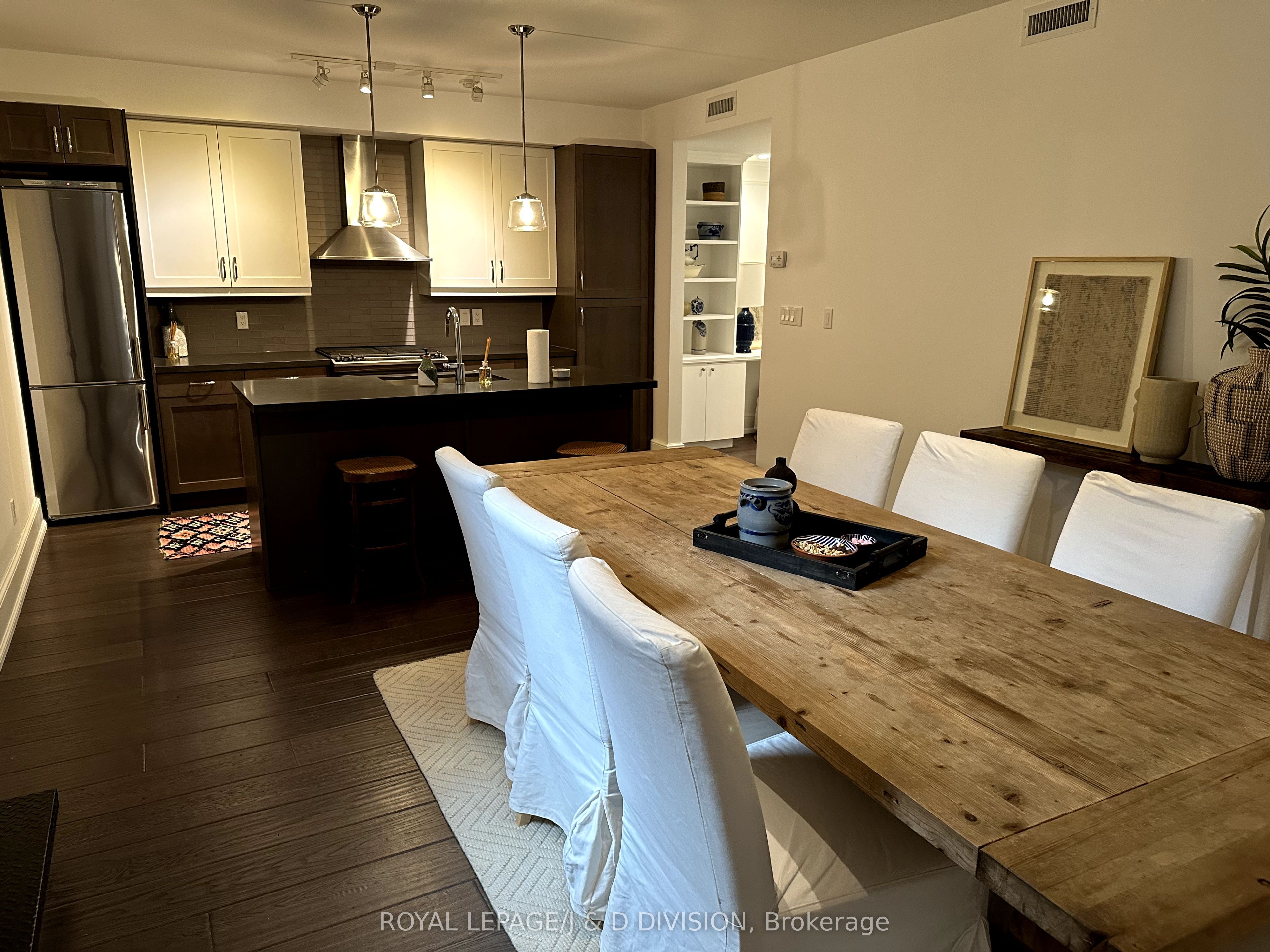 #02 - 28 Madison Avenue Property Photo