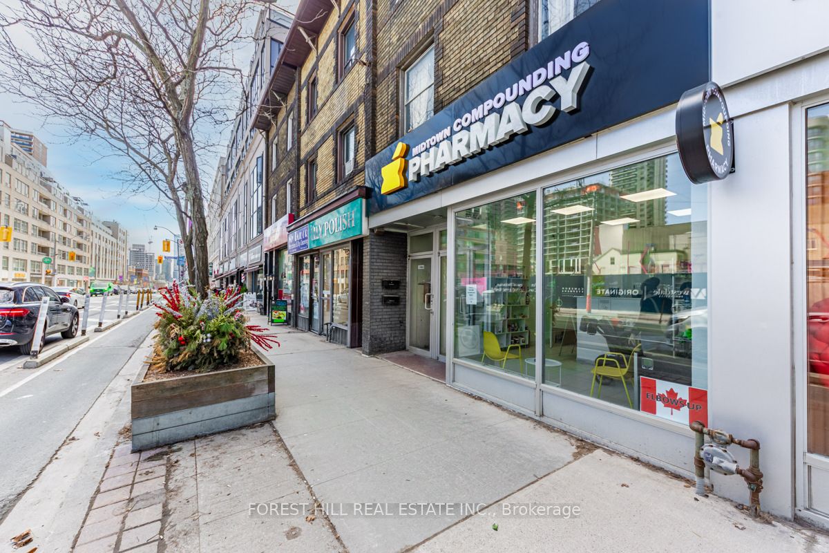 1398 Yonge Street Property Photo 3