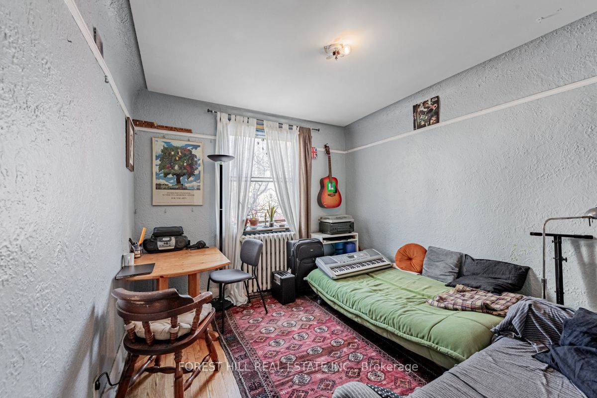 1398 Yonge Street Property Photo 17